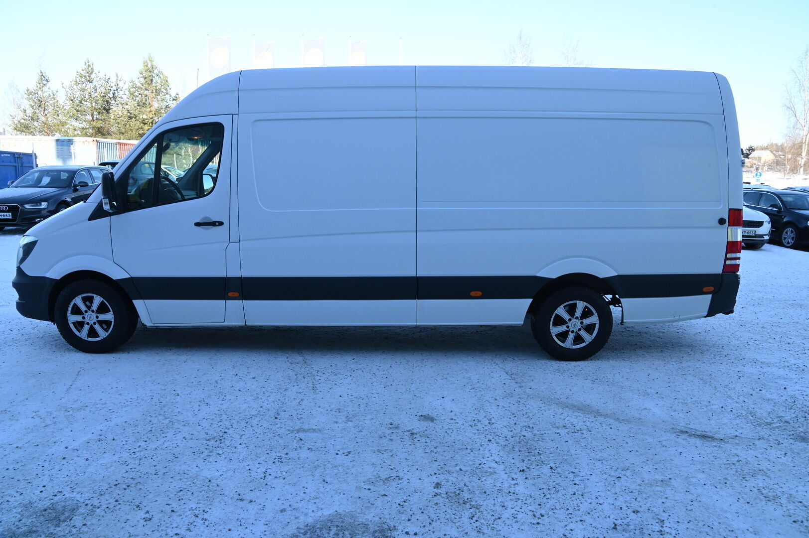 Mercedes-Benz Sprinter 2018 314CDI RWD-3,55/43AL pitkä A3 A*Kevyt KA / Bluetooth / Vetokoukku / vakionopeudensäädin / P-tutka* - 2x Renkaat / Pariovet - HULLUT AVAJAISHULINAT KORKOTARJOUS 3,29 %