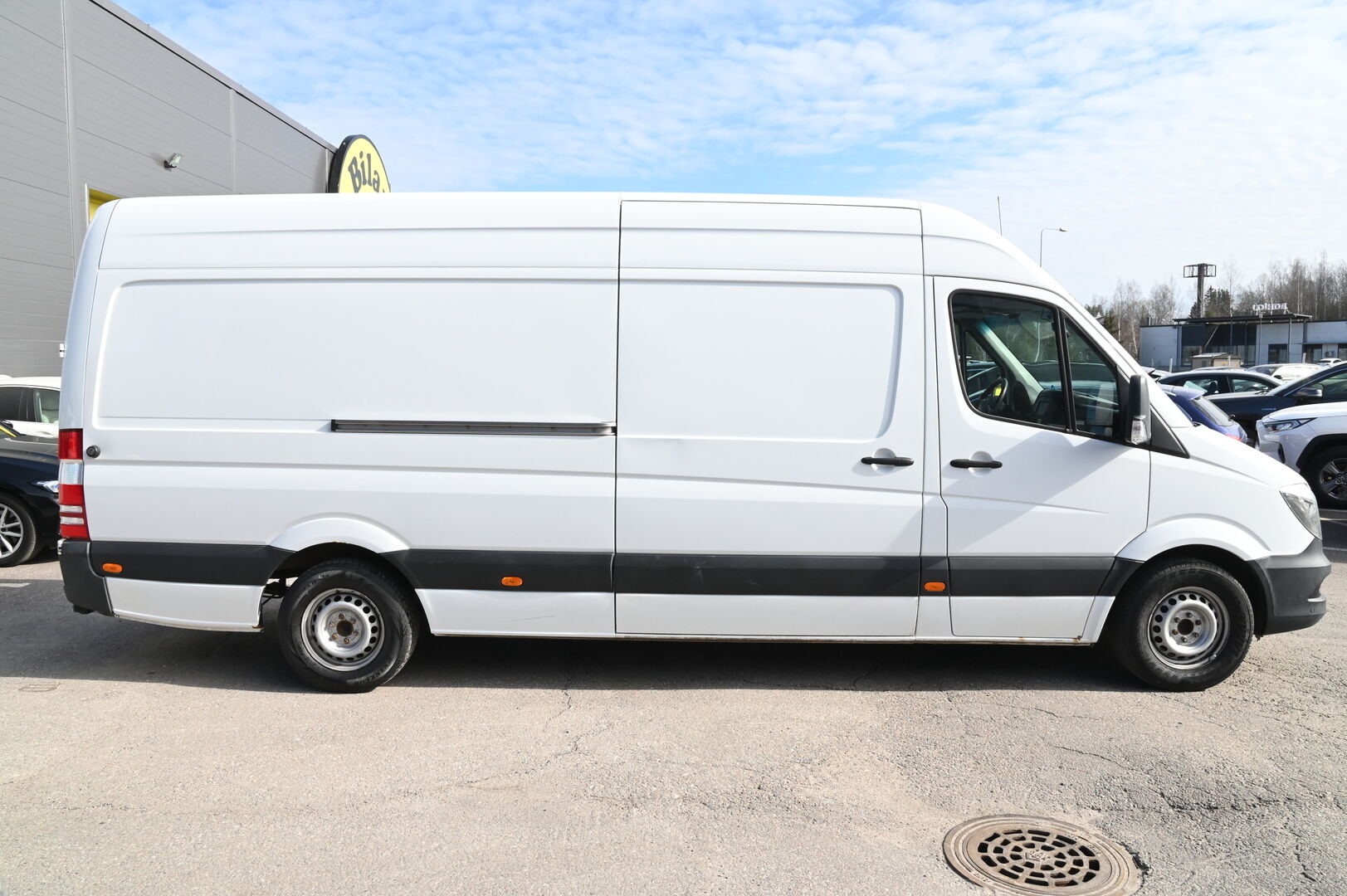 Mercedes-Benz Sprinter 2018 314CDI RWD-3,55/43AL pitkä A3 A*Kevyt KA / Bluetooth / Vetokoukku / vakionopeudensäädin / P-tutka* - 2x Renkaat / Pariovet - HULLUT AVAJAISHULINAT KORKOTARJOUS 3,29 %