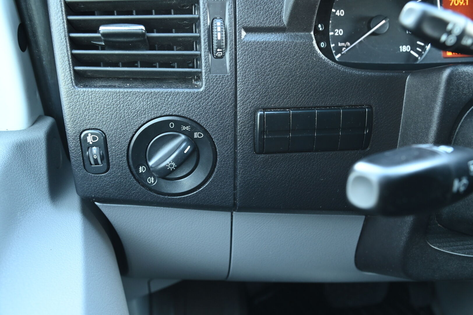 Mercedes-Benz Sprinter 2018 314CDI RWD-3,55/43AL pitkä A3 A*Kevyt KA / Bluetooth / Vetokoukku / vakionopeudensäädin / P-tutka* - 2x Renkaat / Pariovet - HULLUT AVAJAISHULINAT KORKOTARJOUS 3,29 %