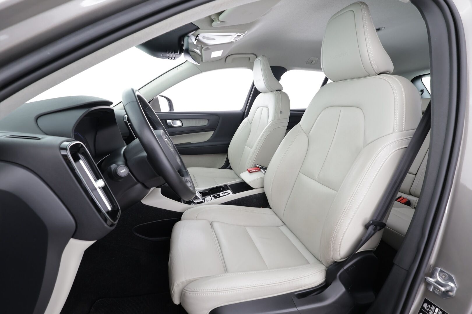 Volvo XC40 2020 T5 Twin Engine Inscription Business aut * Pilot assist / Muistipenkki / Koukku / PA-Lisälämmitin / Sporttinahat / LED * - Merkkihuollettu / Kahdet Renkaat / 2x Lataus