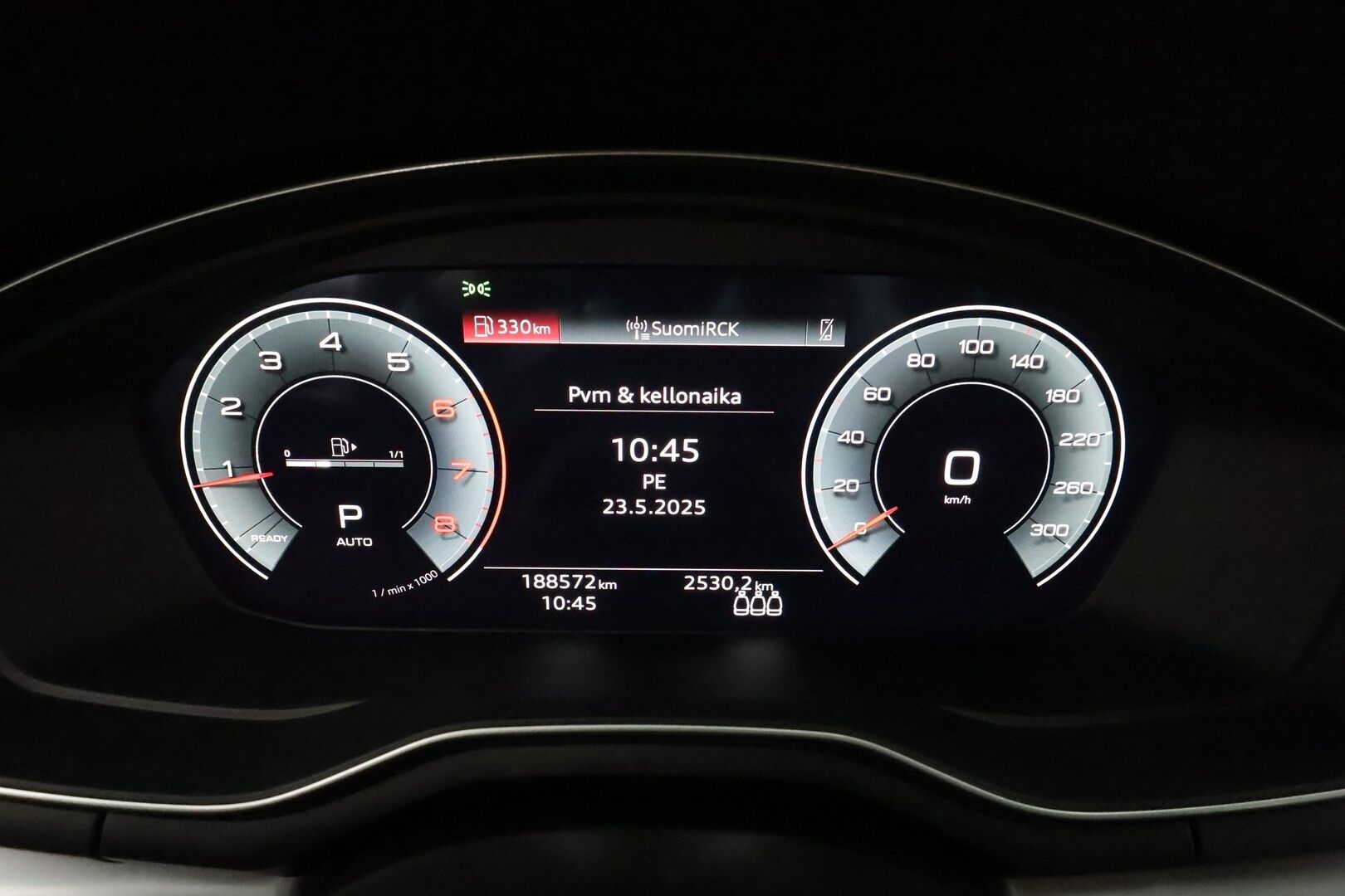 Audi A4 2022 Avant Business Advanced 40 TFSI 150 kW MHEV quattro S tronic ** Pa-lisälämmitin / Koukku / Facelift / P.kamera - 1 omisteinen / Sporttiset puolinahat / Apple&Android 