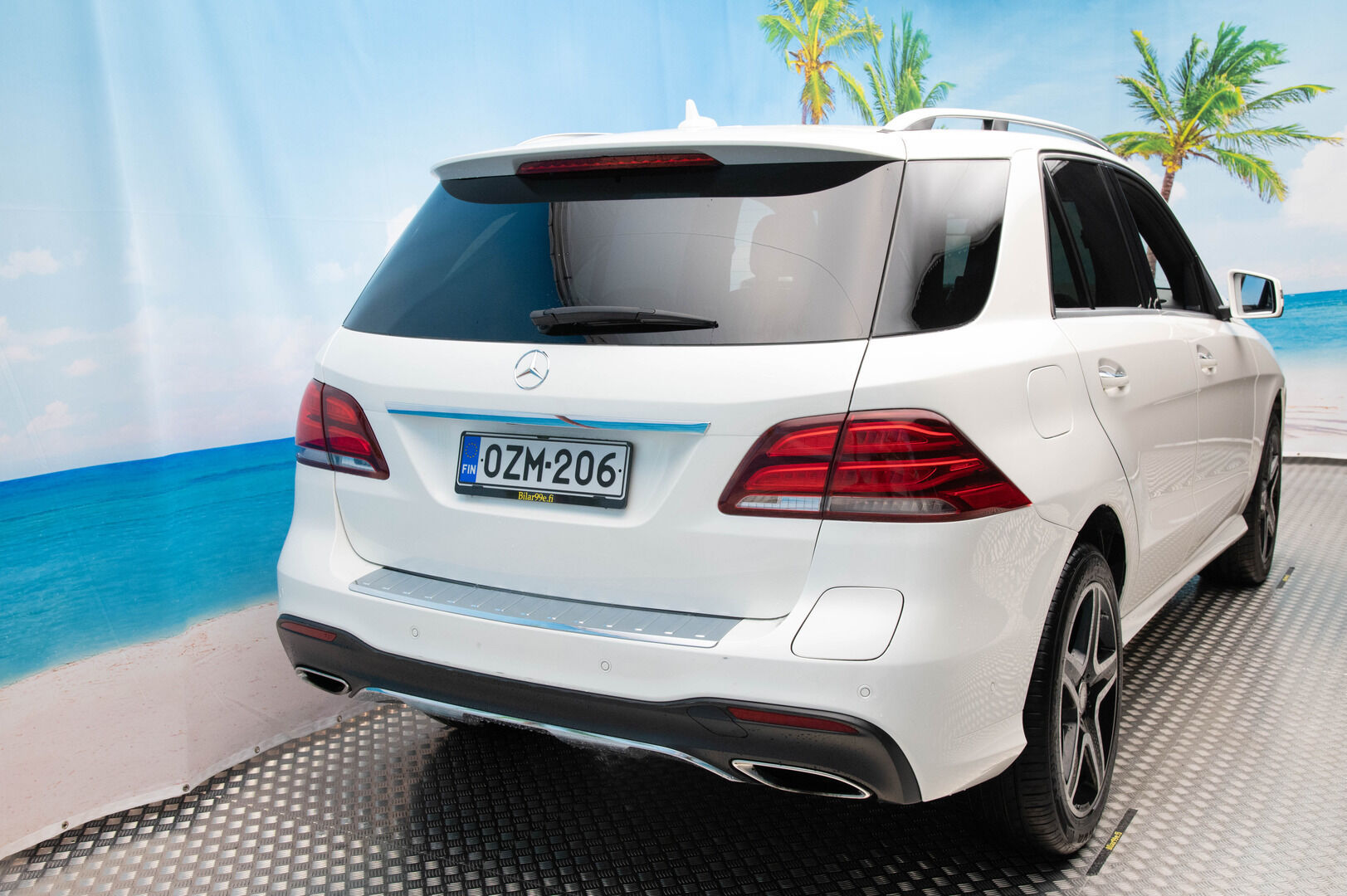 MERCEDES-BENZ GLE 2016 500e 4Matic AMG - YritysOutlet - Myydään vain yrityksille - Super-varusteet / Kahdet renkaat / AMG