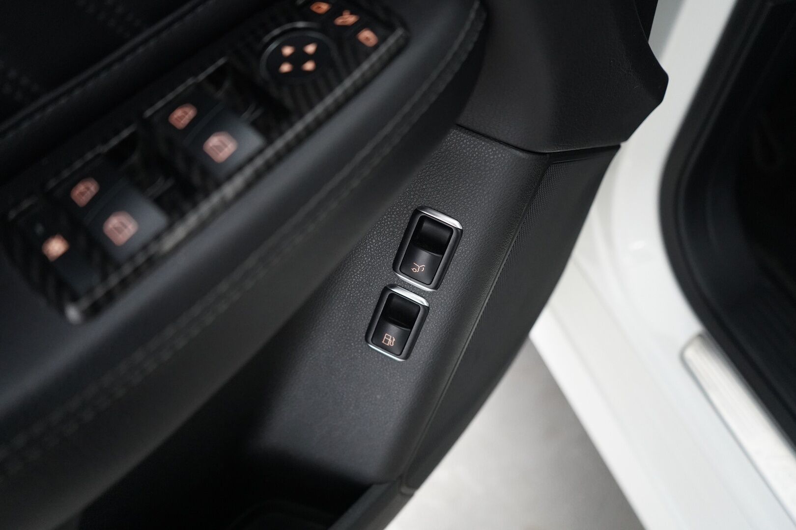 MERCEDES-BENZ GLE 2016 500e 4Matic AMG - YritysOutlet - Myydään vain yrityksille - Super-varusteet / Kahdet renkaat / AMG