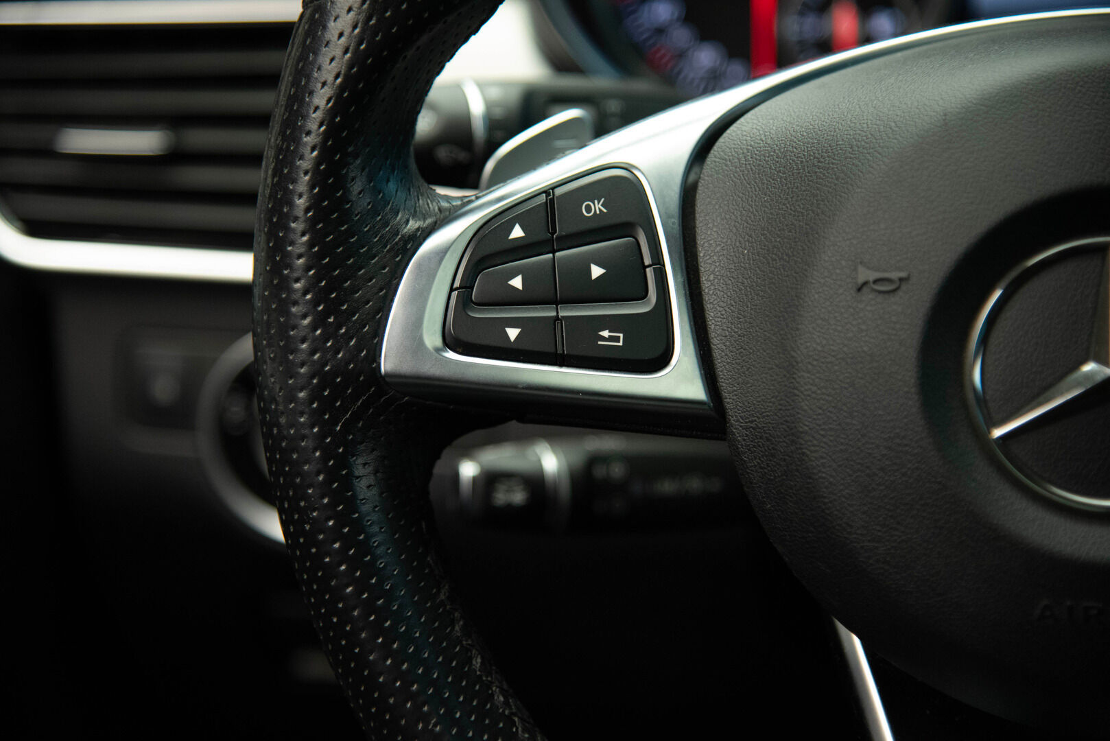 MERCEDES-BENZ GLE 2016 500e 4Matic AMG - YritysOutlet - Myydään vain yrityksille - Super-varusteet / Kahdet renkaat / AMG