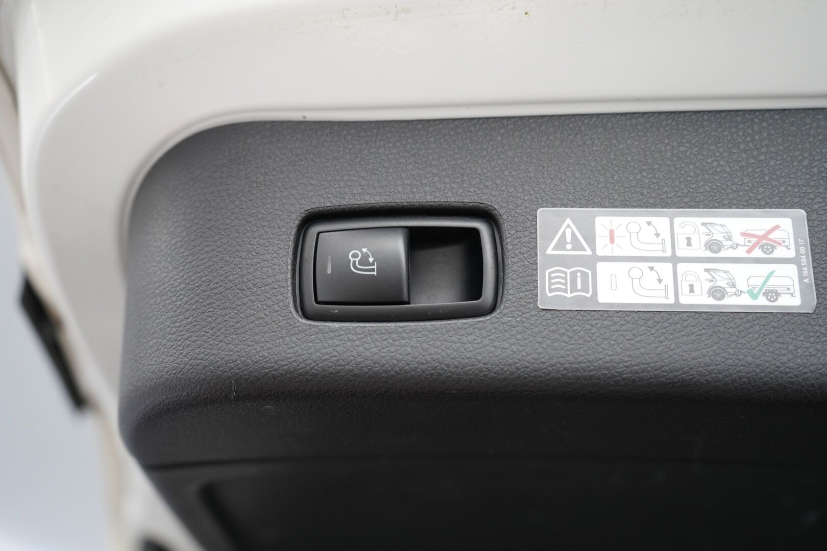 MERCEDES-BENZ GLE 2016 500e 4Matic AMG - YritysOutlet - Myydään vain yrityksille - Super-varusteet / Kahdet renkaat / AMG