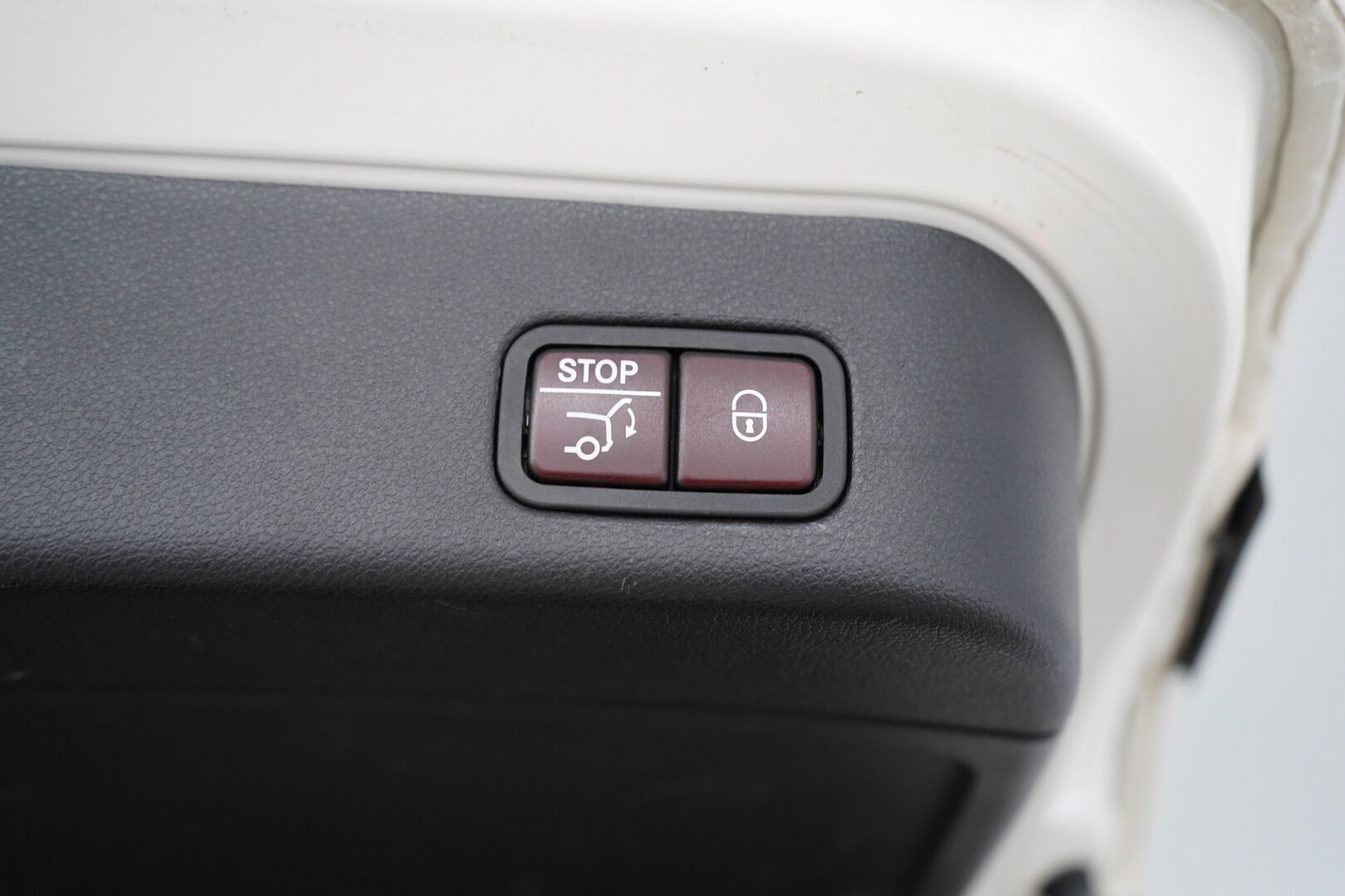 MERCEDES-BENZ GLE 2016 500e 4Matic AMG - YritysOutlet - Myydään vain yrityksille - ACC / Panorama / Sport-penkit muistilla / Harman&Kardon / Koukku / Nahkasisusta / Navi / Kahdet renkaat / AMG