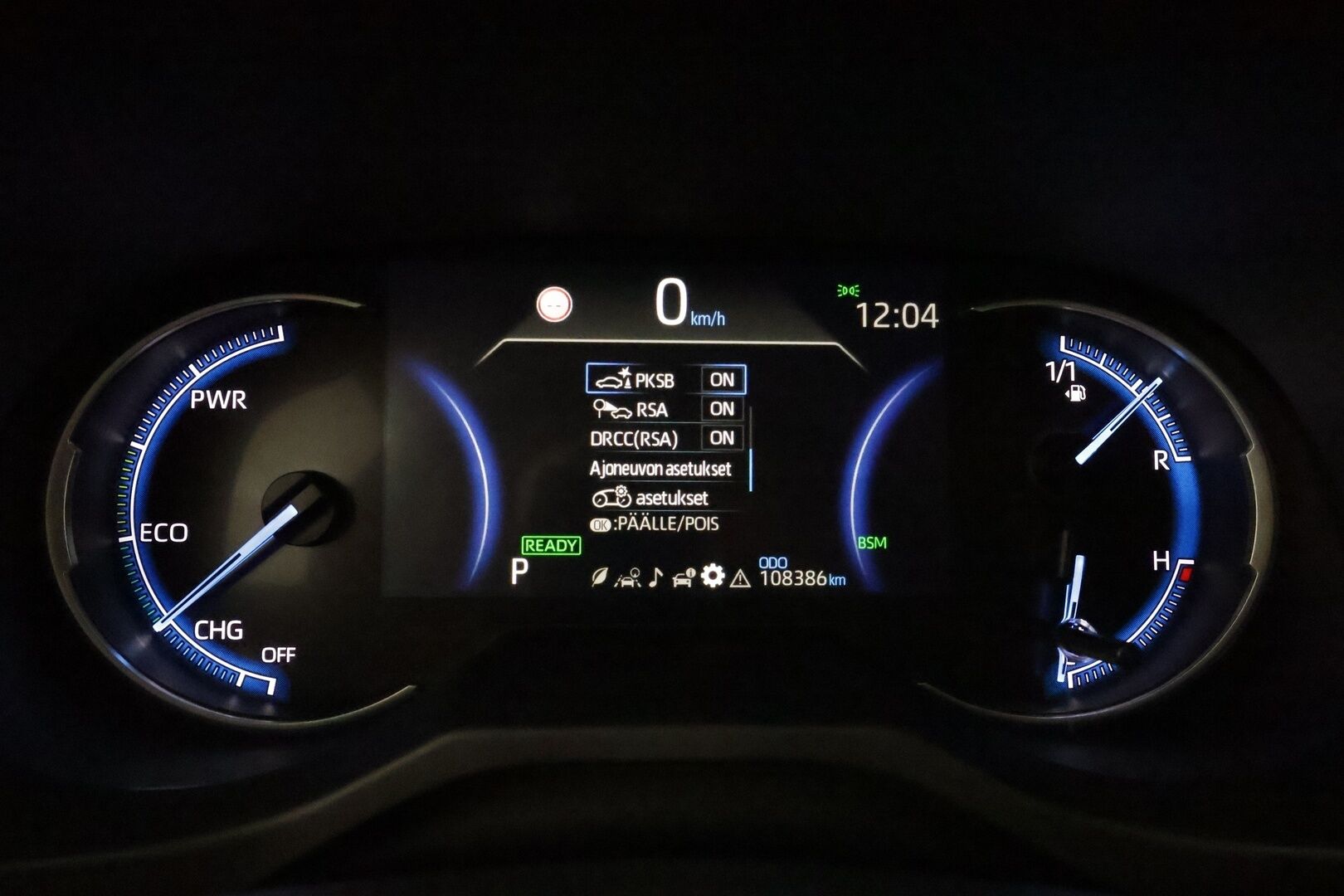 Toyota RAV4 2019 2.5 Hybrid Premium FWD **360° Kamera / Adapt.Vakkari / LED-valot / Ilmastoitu Muistipenkki / Sisätilanlämmitin / Navi** - 3,99 % KORKOTARJOUS TÄHÄN AUTOON - 31.5. ASTI! - Kaistavahti / KeylessGO / 2x Renkaat