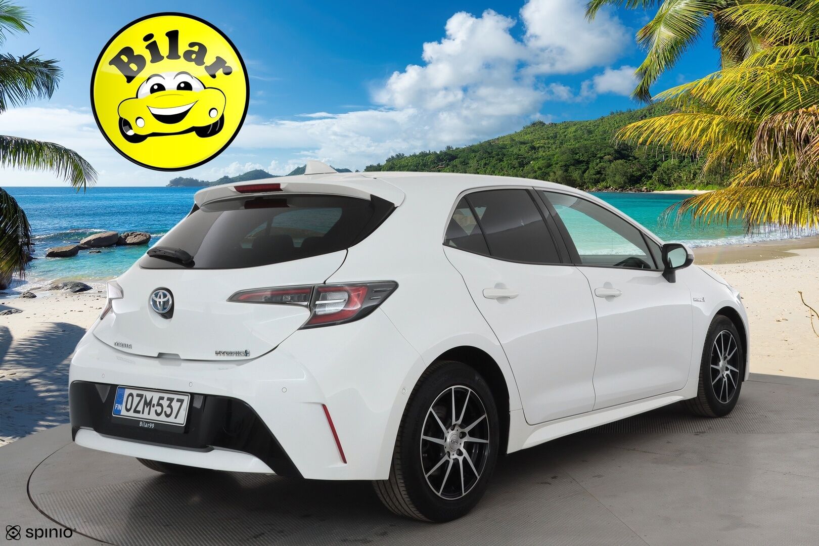 Toyota Corolla 2019 Hatchback 1,8 Hybrid Premium - Kahdet renkaat aluvanteilla / Juuri huollettu ja katsastettu
