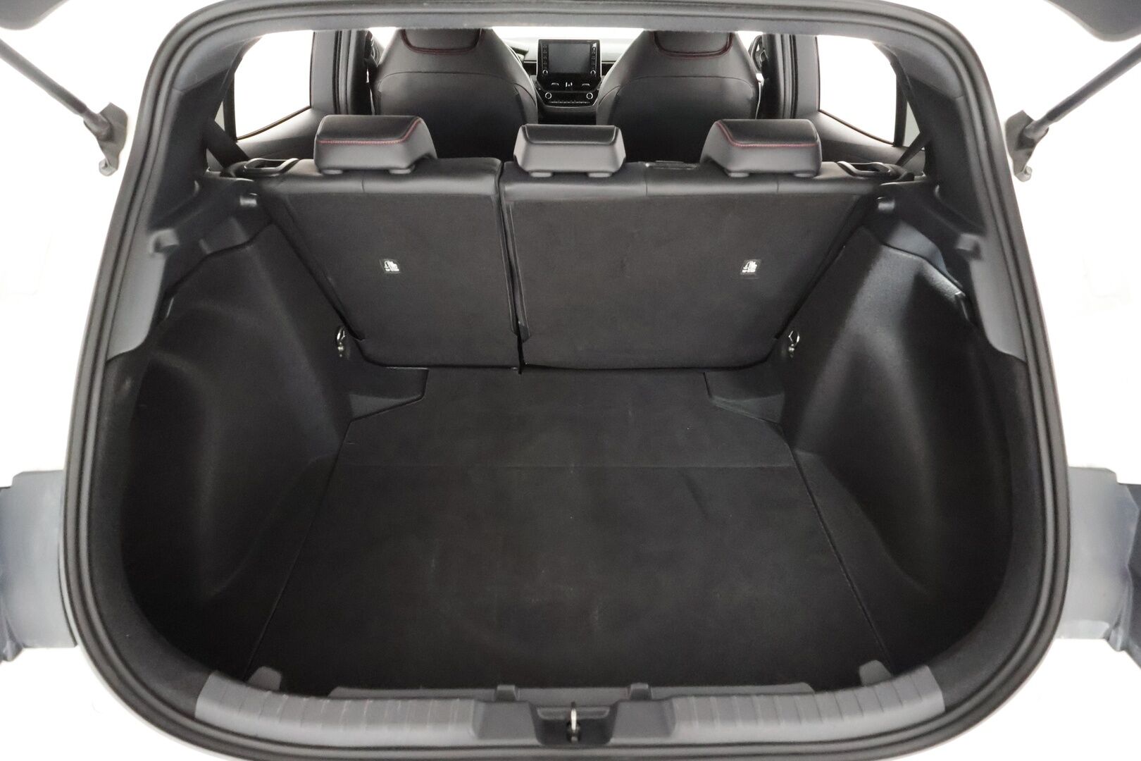 Toyota Corolla 2019 Hatchback 1,8 Hybrid Premium - Kahdet renkaat aluvanteilla / Juuri huollettu ja katsastettu