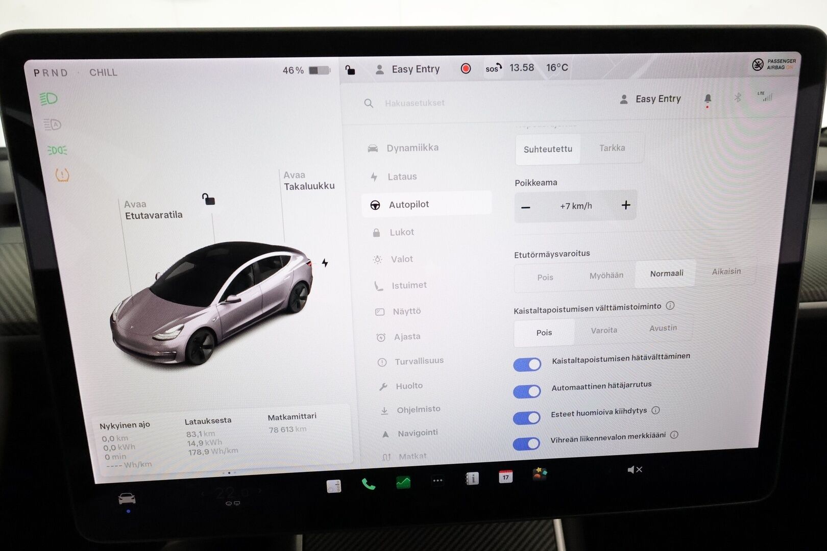 Tesla Model 3 2020 Standard Range Plus **Lasikatto / ACC / LED / P.kamera / Muistipenkki / Navi / Kaistavahti** - Akku kuntotarkastettu