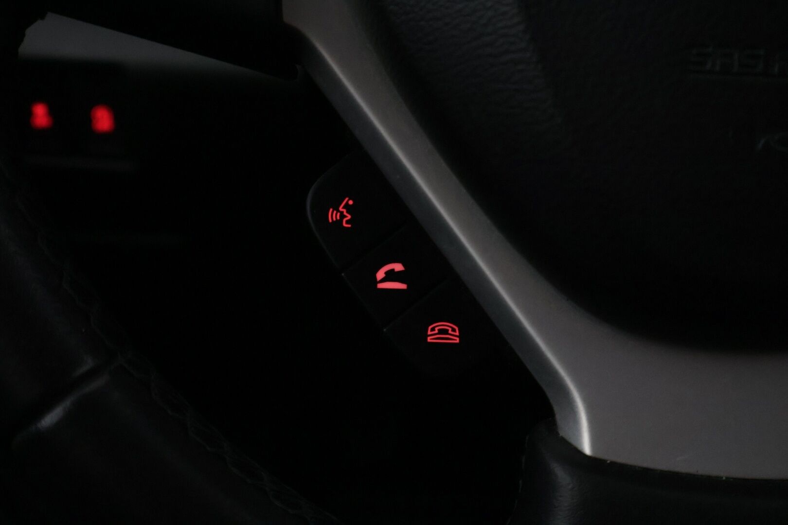 Suzuki SX4 2015 1,6 VVT 4WD GLX CVT *KeyLessGo / Vakkari / Aluvanteet / Juuri huollettu* - Juuri huollettu / Edullinen neliveto