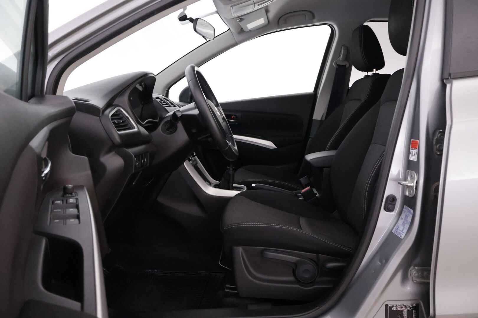 Suzuki SX4 2015 1,6 VVT 4WD GLX CVT *Keyless go / Aluvanteet / Juuri huollettu* - Juuri huollettu / Edullinen neliveto