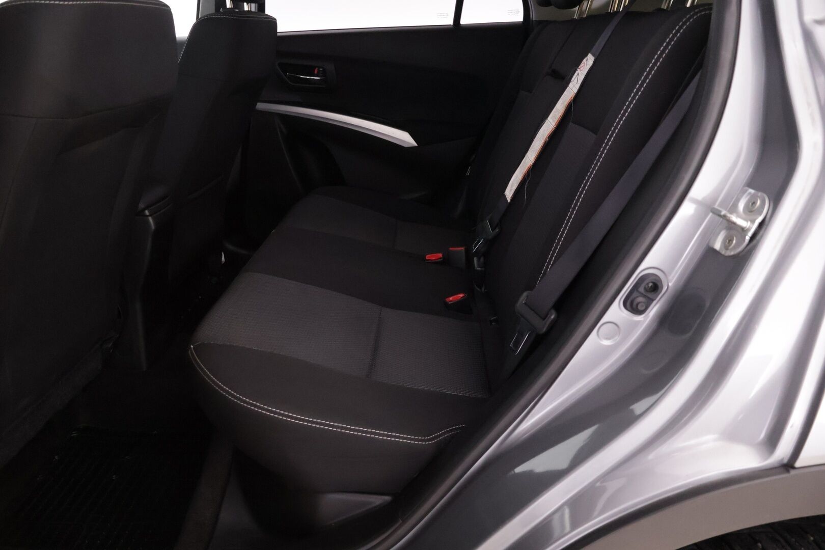 Suzuki SX4 2015 1,6 VVT 4WD GLX CVT *Keyless go / Aluvanteet / Juuri huollettu* - Juuri huollettu / Edullinen neliveto