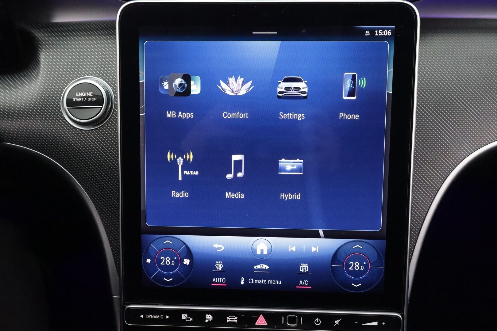 Mercedes-Benz C 2023 300 e T A Business / Suomiauto / 1-Omistaja / Vakkari / Peruutuskamera / Vetokoukku / Lämmitettävä ohjauspyörä / Osanahkaverhoilu