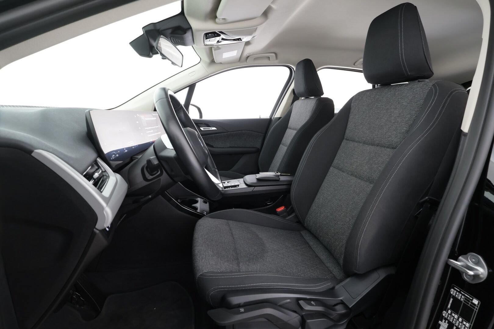 BMW 225 2023 U06 Active Tourer 225e xDrive Charged Edition * Vakkari / P.kamera / LED / Navi / Kaistavahti / Sähköluukku * - 1.Om Suomi-auto / Akku kuntotarkastettu SoH 95,9% / Kahdet renkaat aluvanteilla / Merkkihuollettu - HULLUT AVAJAISHULINAT KORKOTARJOUS 3,29 %