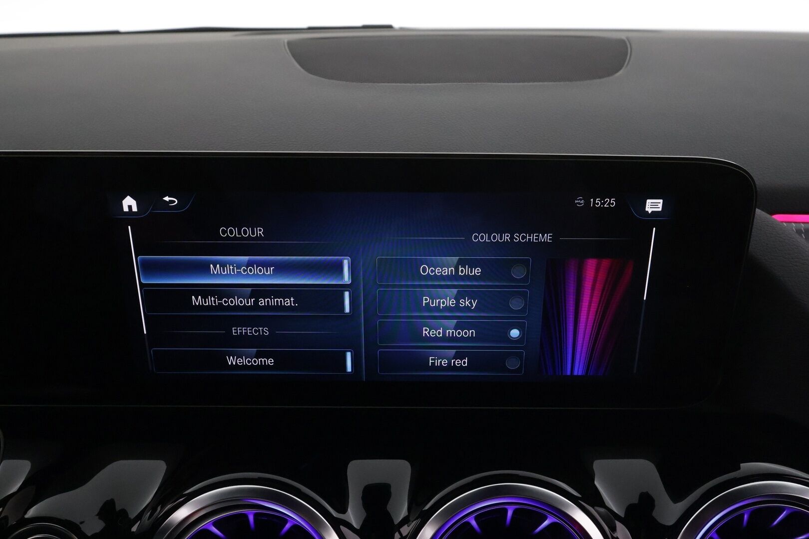 Mercedes-Benz EQA 2023 300 4MATIC Business * Distronic+ / P.kamera / Muistipenkit / Koukku / Widescreen / KeylessGo / Sähköluukku / Navi * - Suomi-auto / Kahdet renkaat aluvanteilla / Merkkihuollettu