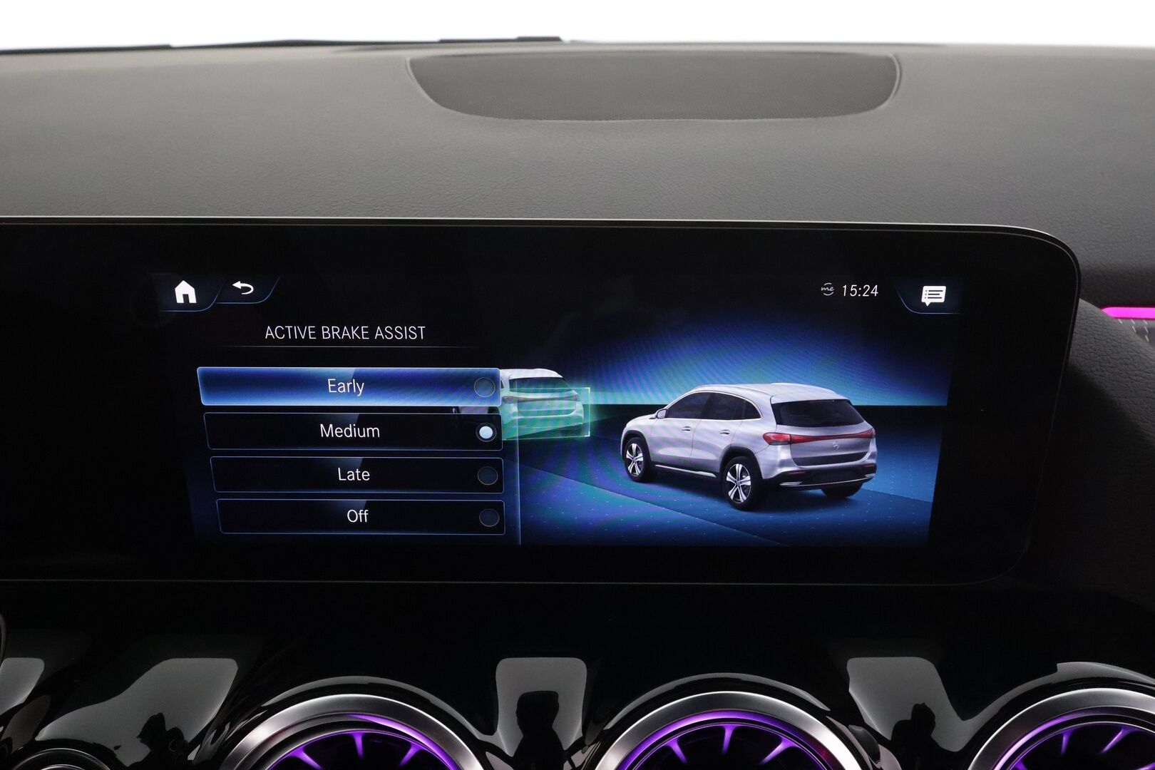 Mercedes-Benz EQA 2023 300 4MATIC Business * Distronic+ / P.kamera / Muistipenkit / Koukku / Widescreen / KeylessGo / Sähköluukku / Navi * - Suomi-auto / Kahdet renkaat aluvanteilla / Merkkihuollettu