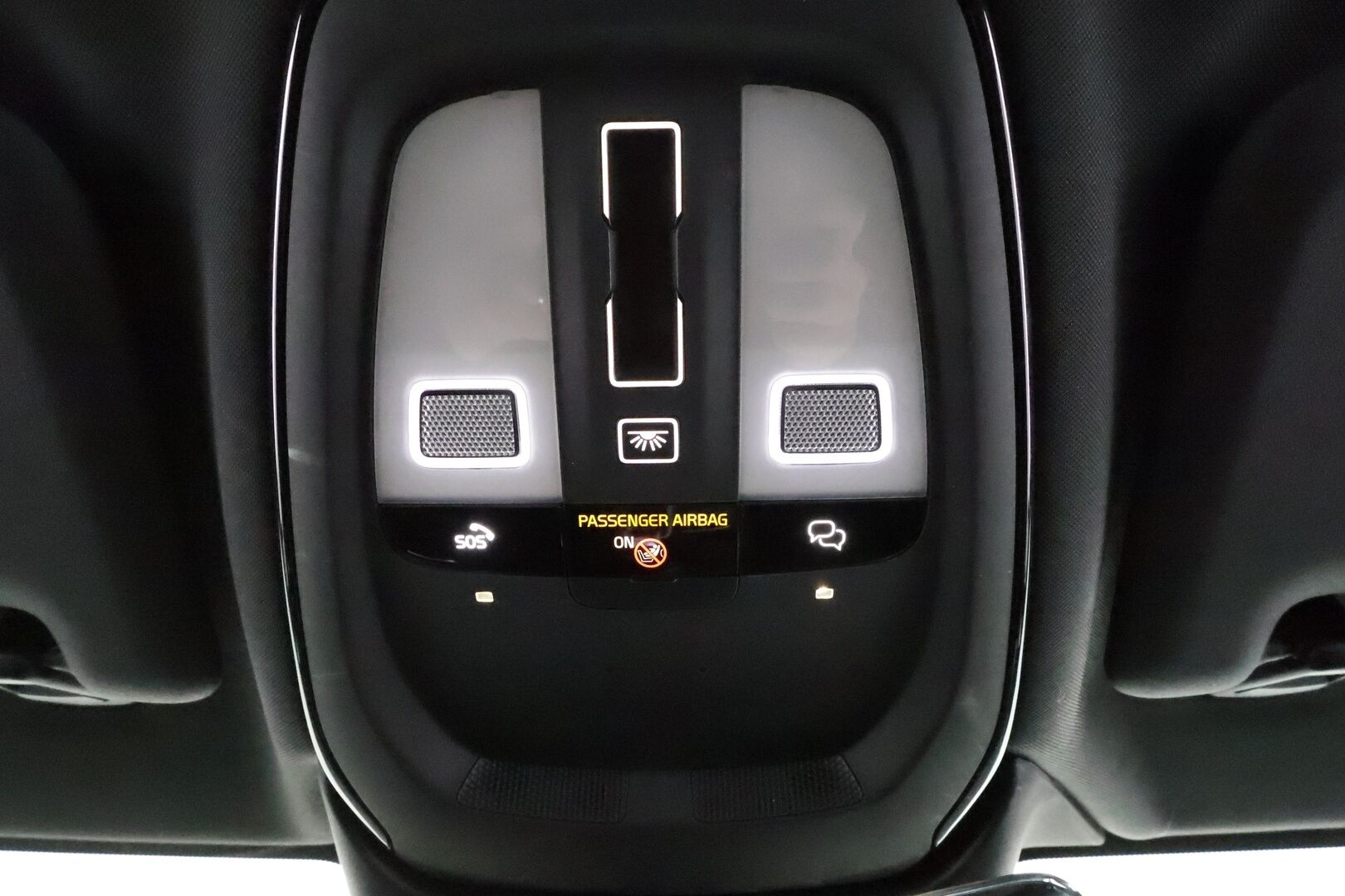 Volvo S60 2023 T8 AWD Long Range High Performance Ultimate Dark aut * ACC / 360° / Muistipenkit / Full LED / Panorama / H&K / Koukku * - HUD / Keyless / 1.Om Suomi-auto / Akku kuntotarkastettu SoH 98,1% / Kahdet renkaat aluvanteilla / Merkkihuollettu / Supervarusteet