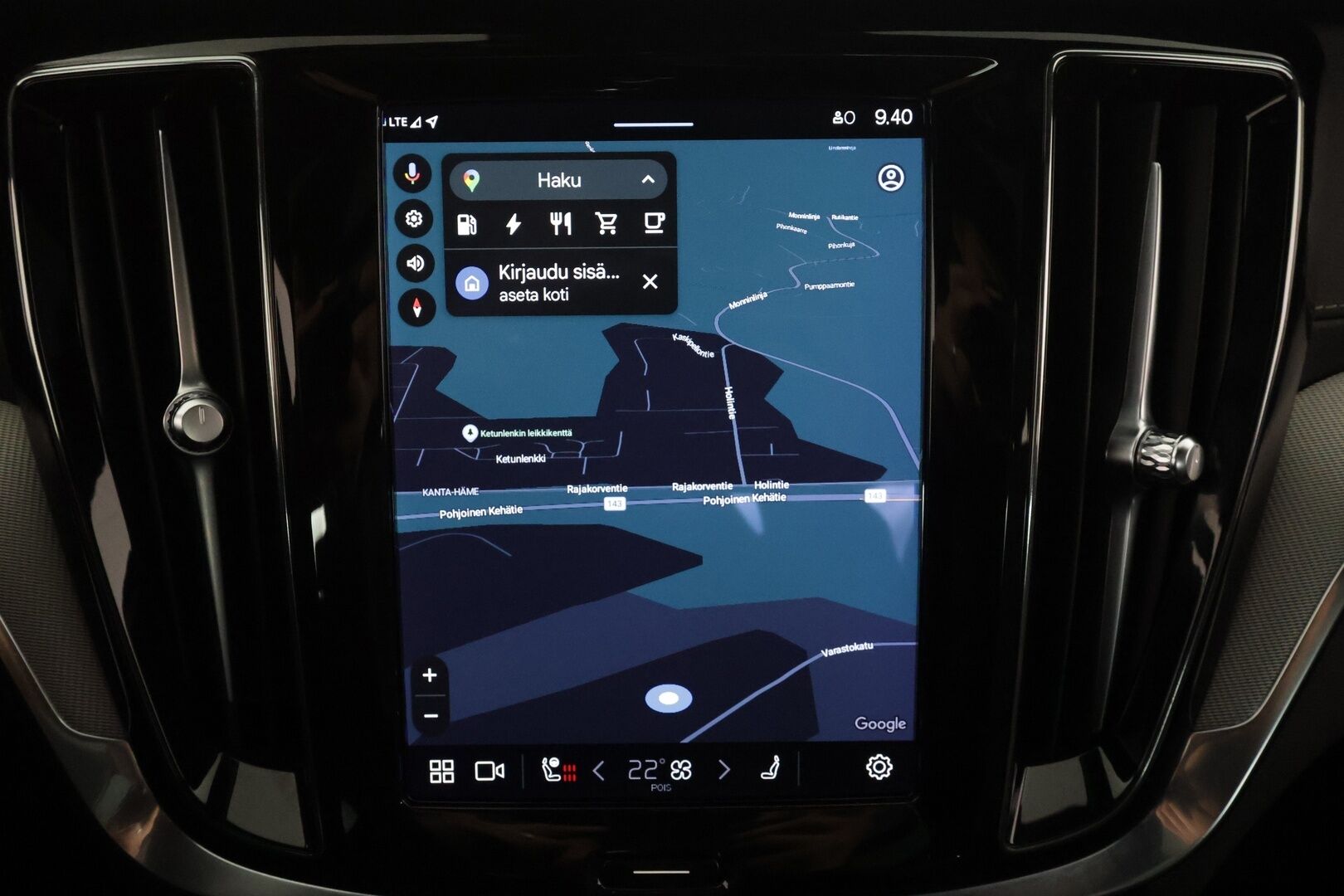 Volvo S60 2023 T8 AWD Long Range High Performance Ultimate Dark aut * ACC / 360° / Muistipenkit / Full LED / Panorama / H&K / Koukku * - HUD / Keyless / 1.Om Suomi-auto / Akku kuntotarkastettu SoH 98,1% / Kahdet renkaat aluvanteilla / Merkkihuollettu / Supervarusteet