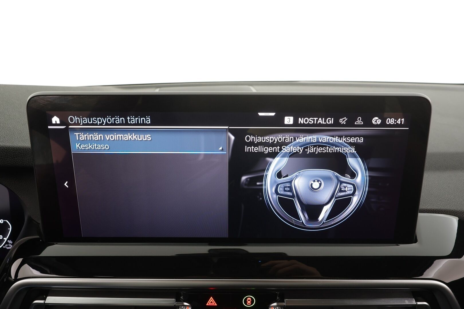 BMW X3 2023 G01 xDrive 30e A Charged Edition * ACC / Koukku / P.Kamera / LED / Sporttinahat / Kaistavahti / Navi * - 1-om Suomi-auto / Kahdet renkaat aluvanteilla / 2x Latauskaapelit