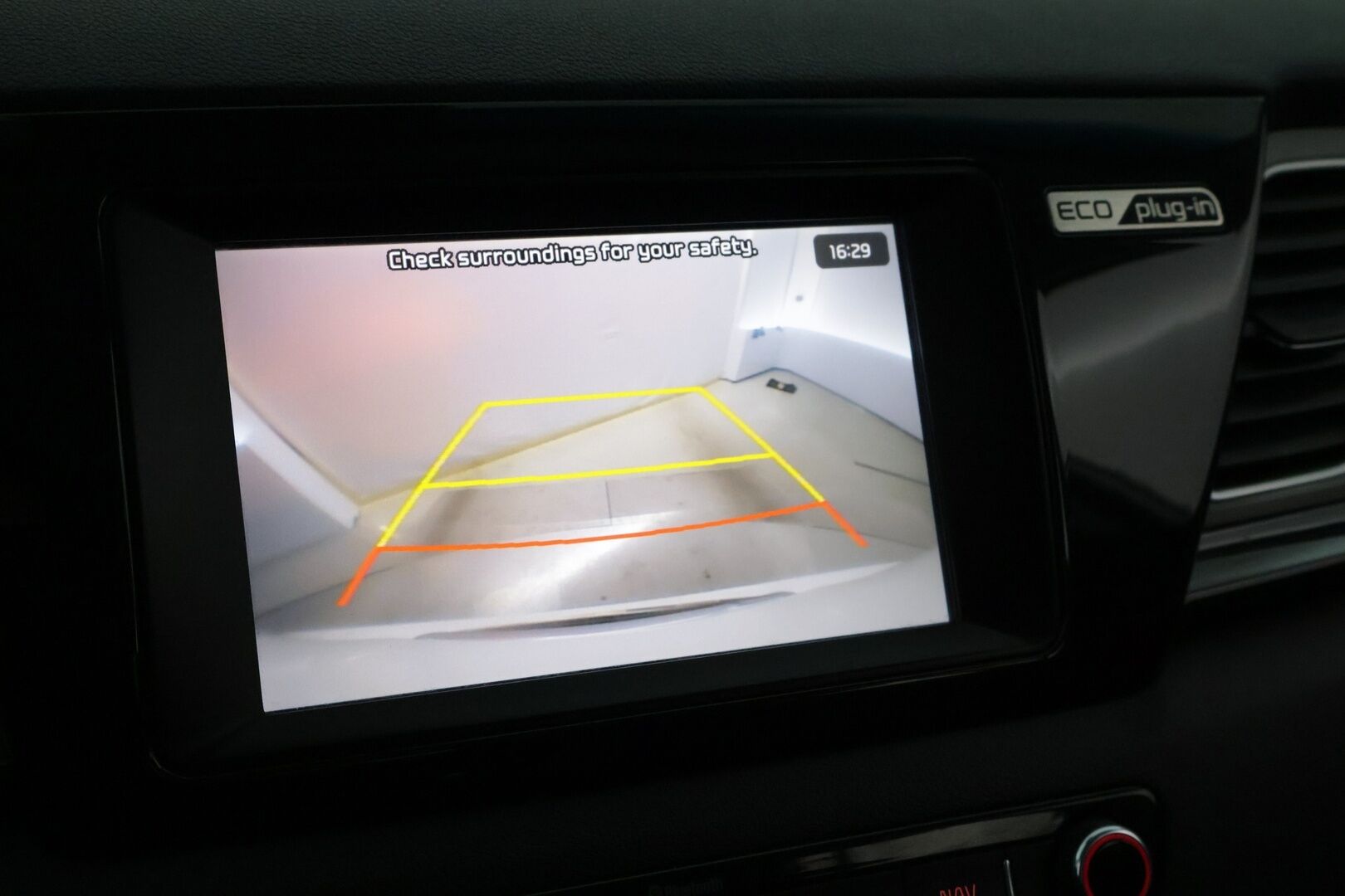 Kia Niro 2019 1,6 GDI Hybrid Business Premium DCT * Adapt.vakkari / Nahat / P-kamera / KeylessGo / CarPlay * - HULLUT AVAJAISHULINAT KORKOTARJOUS 3,29 %