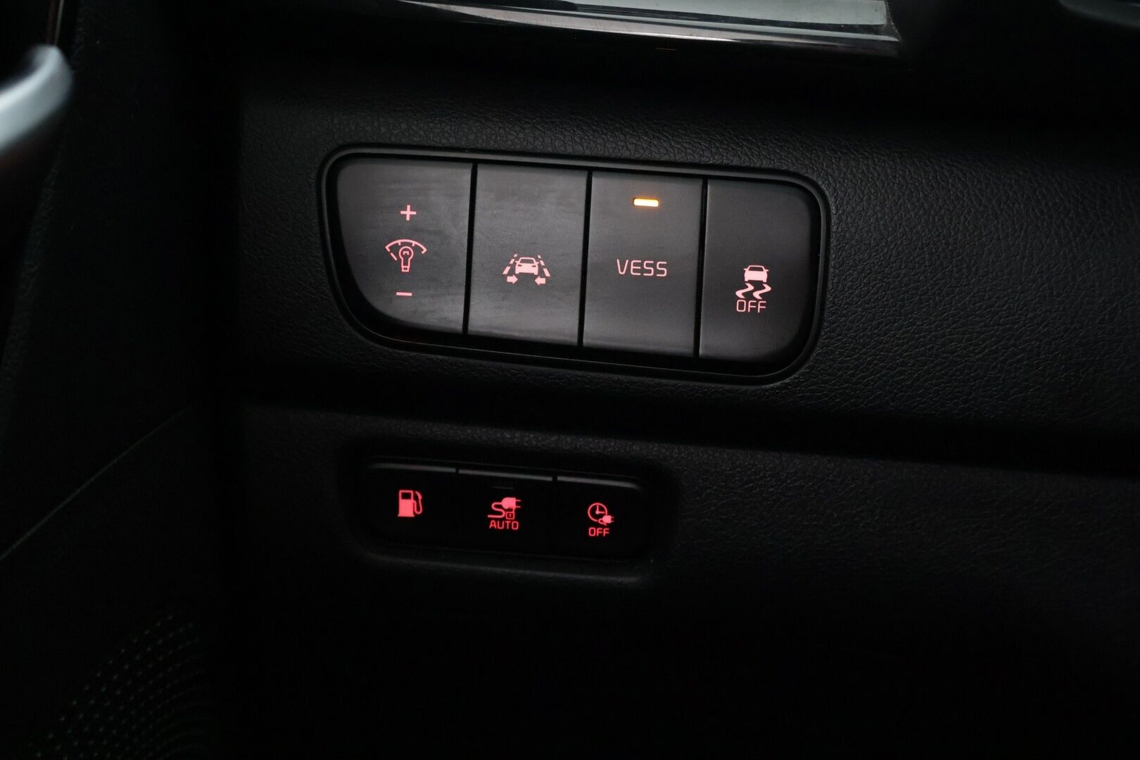 Kia Niro 2019 1,6 GDI Hybrid Business Premium DCT * Adapt.vakkari / Nahat / P-kamera / KeylessGo / CarPlay * - HULLUT AVAJAISHULINAT KORKOTARJOUS 3,29 %