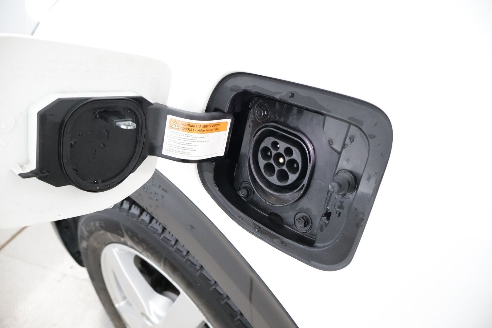 Kia Niro 2019 1,6 GDI Hybrid Business Premium DCT * Adapt.vakkari / Nahat / P-kamera / KeylessGo / CarPlay * - HULLUT AVAJAISHULINAT KORKOTARJOUS 3,29 %