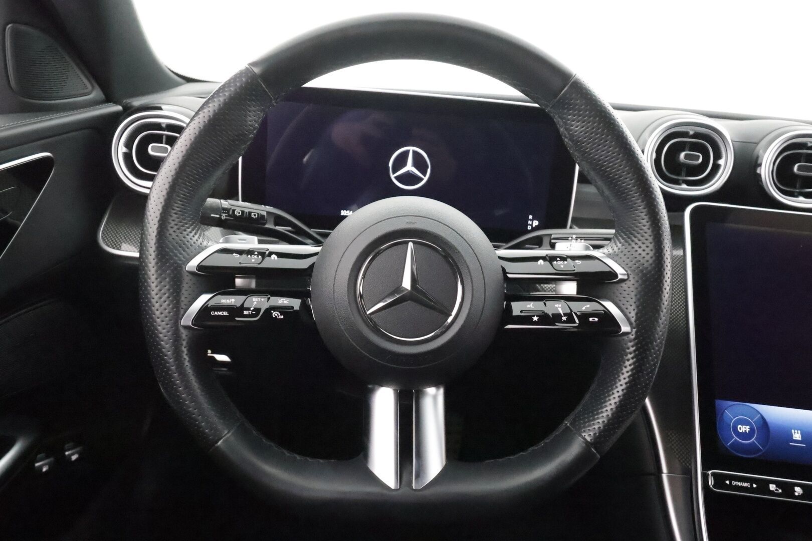 Mercedes-Benz C 2023 300 e T A Business AMG - 1.Om Suomi-auto | Merkkihuollettu | Distronic Pro | Koukku | P.Kamera | Puolinahat | Navi | LED | Sähköluukku | Facelift