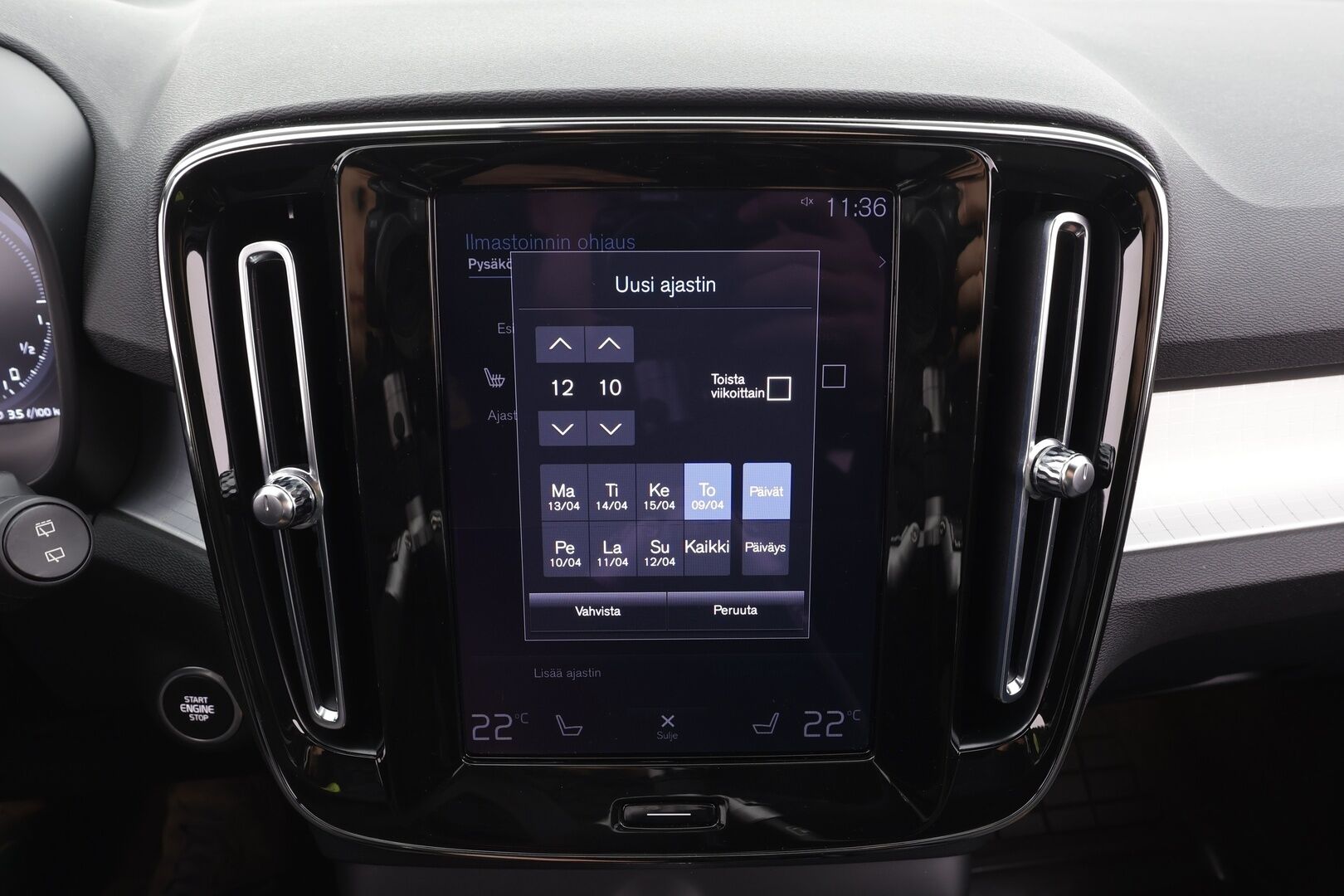 Volvo XC40 2023 T5 TwE Plus Dark aut * ACC / Koukku / H&K / Muistipenkki / BLIS / LED / Navi / Keyless / Sporttipenkit * - 1.Om Suomi-auto / Kahdet renkaat aluvanteilla / Säntilliset huollot - HULLUT AVAJAISHULINAT KORKOTARJOUS 3,29 %