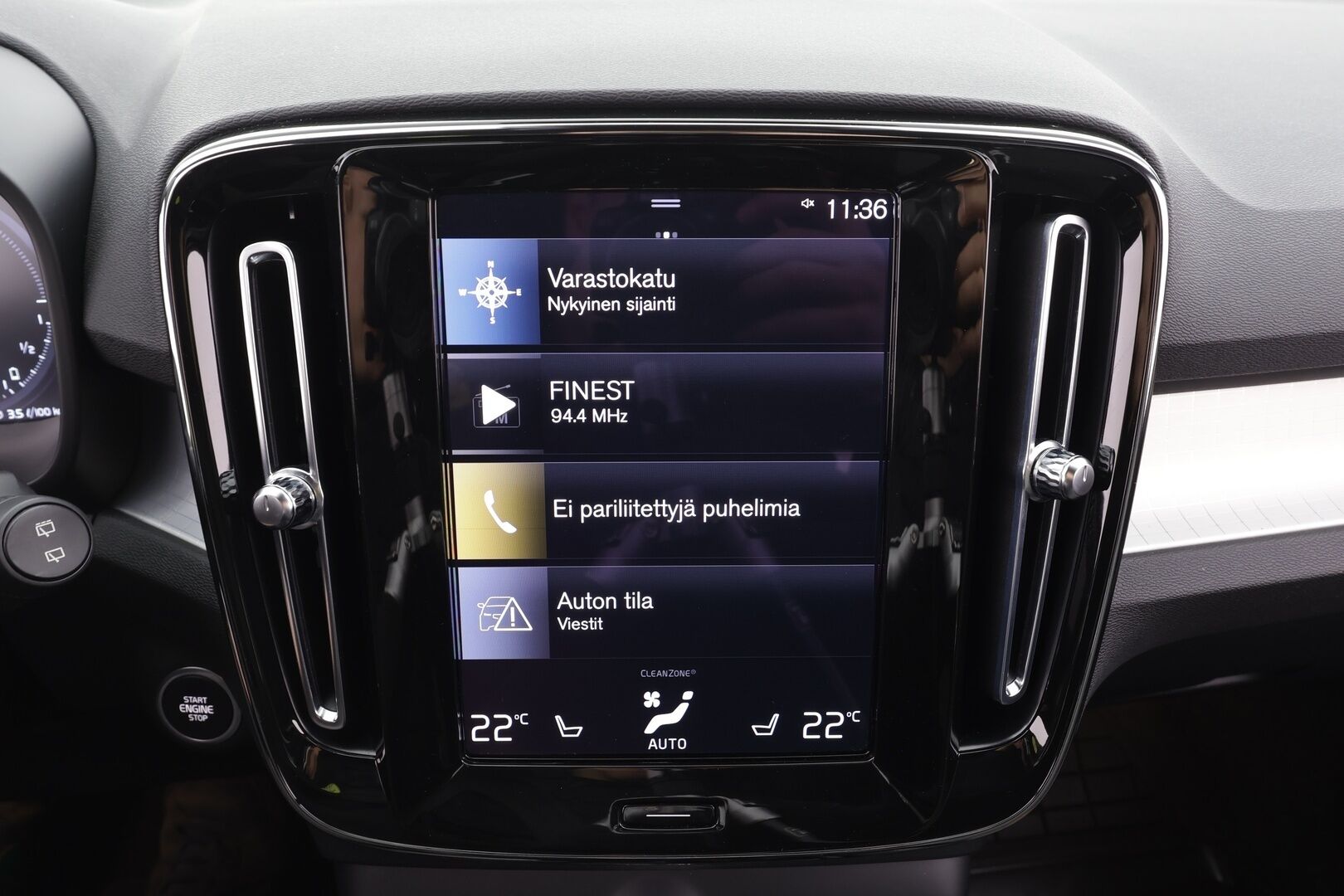 Volvo XC40 2023 T5 TwE Plus Dark aut * ACC / Koukku / H&K / Muistipenkki / BLIS / LED / Navi / Keyless / Sporttipenkit * - 1.Om Suomi-auto / Kahdet renkaat aluvanteilla / Säntilliset huollot - HULLUT AVAJAISHULINAT KORKOTARJOUS 3,29 %