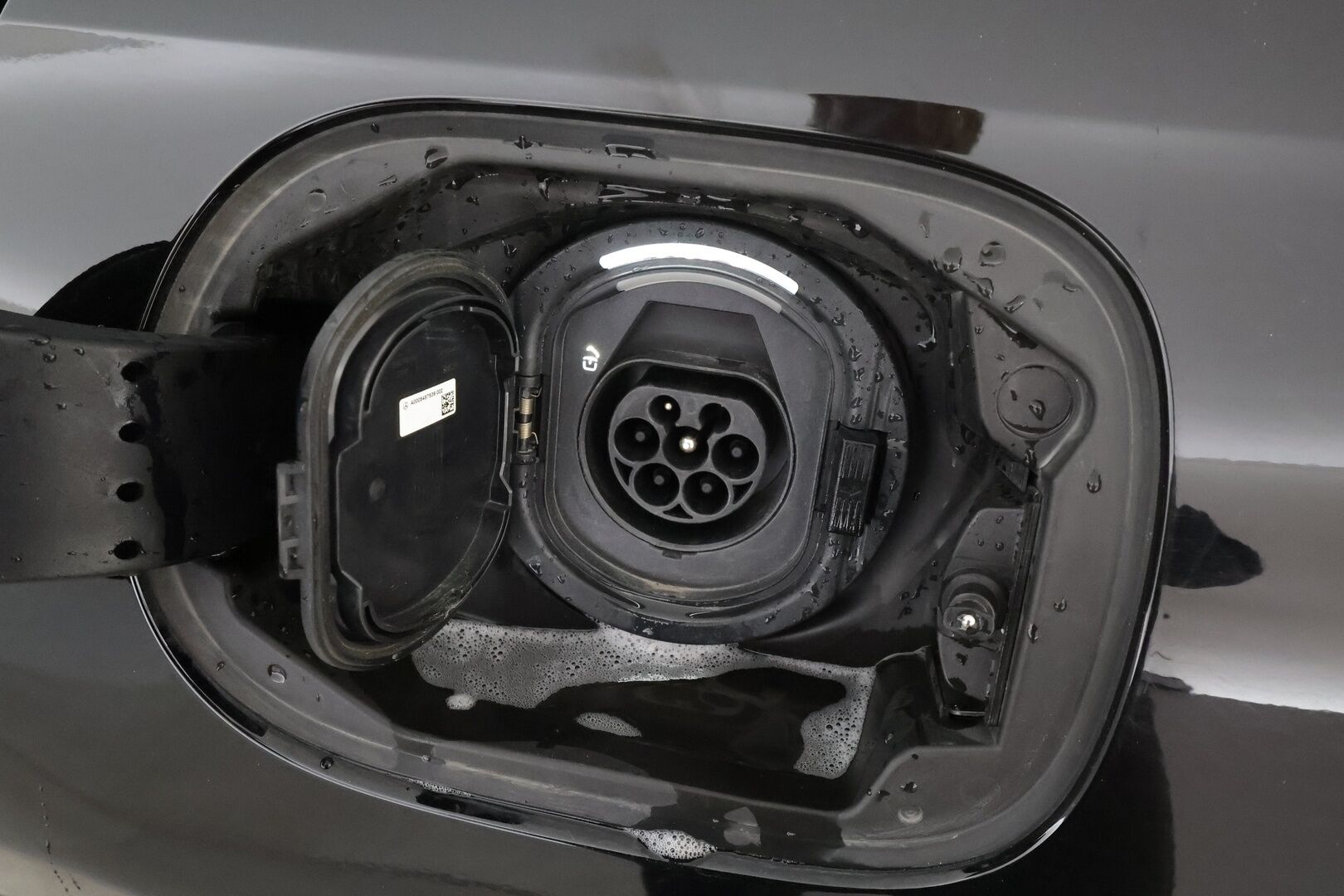 Mercedes-Benz C 2023 300 e T A Business * Distronic / Muistipenkit / LED / Koukku / Lisälämmitin / 360° * - 1.Om Suomi-auto / kahdet renkaat / Koti & Kauppalaturi