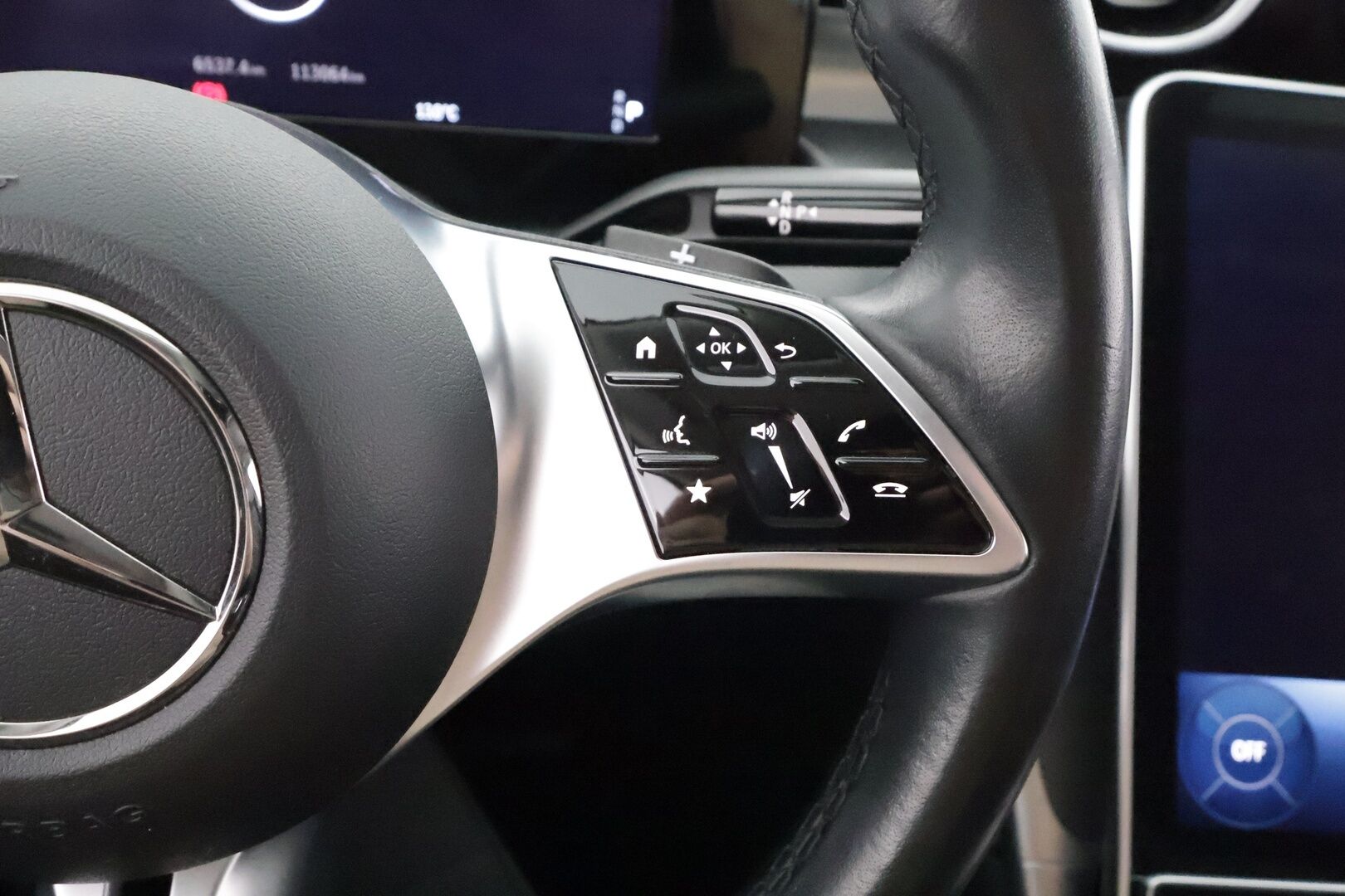 Mercedes-Benz C 2023 300 e T A Business * Distronic / LED / Koukku / Lisälämmitin / P.Kamera / Digimittaristo * - 1-om Suomi-auto / 2x Latauskaapelit / Kahdet renkaat aluvanteilla