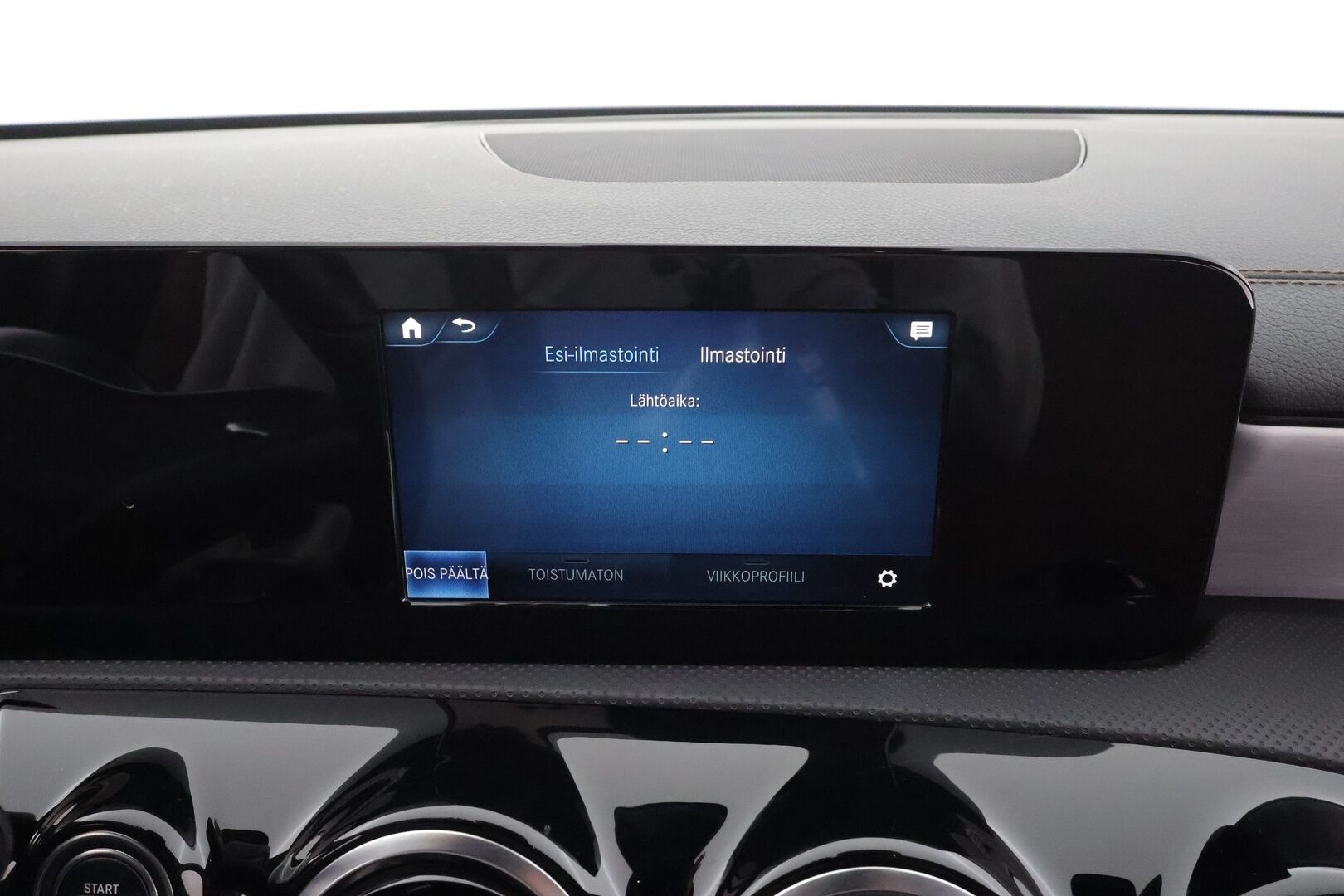 Mercedes-Benz A 2020 250 e A sedan Business AMG EQ Power * Vakkari / Midline / P.kamera / Sporttinahat / LED / Apple&Android * - Akku kutotarkastettu SoH95,9% / Suomi-auto / Kahdet renkaat aluvanteilla / Merkkihuollettu