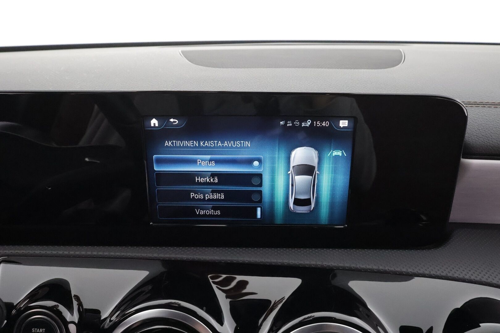 Mercedes-Benz A 2020 250 e A sedan Business AMG EQ Power * Vakkari / Midline / P.kamera / Sporttinahat / LED / Apple&Android * - Akku kutotarkastettu SoH95,9% / Suomi-auto / Kahdet renkaat aluvanteilla / Merkkihuollettu