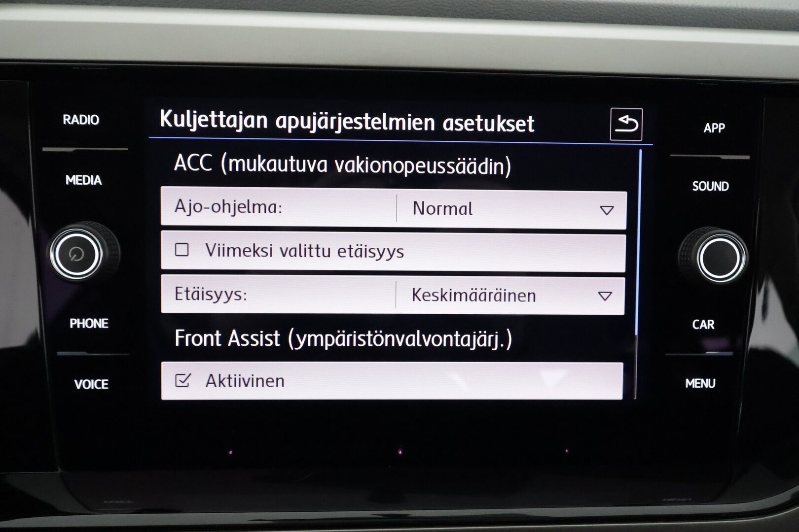 Volkswagen Polo 2020 Style 1,0 TSI 70 kW DSG-automaatti - | ACC | P.Kamera | Sisätilanlämmitin | Apple&Android | Penkinlämmittimet | Ilmastointi | 1-om Suomi-auto | Kahdet renkaat |