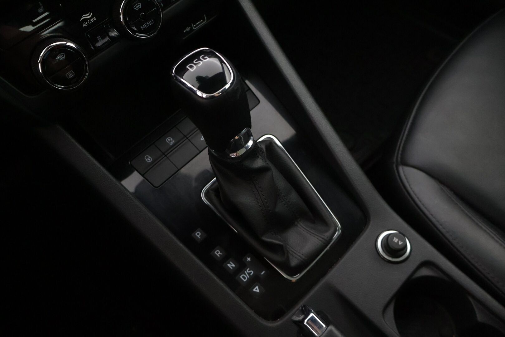 Skoda Octavia 2020 Combi 1,5 TSI G-TEC Style BusinessLine DSG Autom. * Adapt. Cruise / Muistipenkki / P-Kamera / Nahka / Tunnelmavalaistus* - 2 om. Suomi-auto HUIPPU VARUSTELTU!