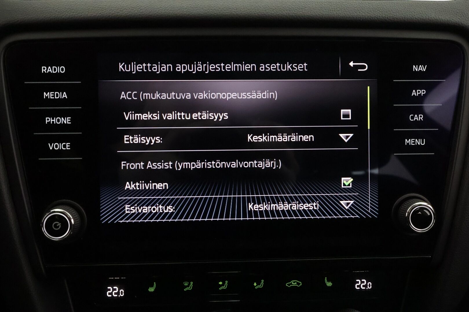 Skoda Octavia 2020 Combi 2,0 TDI 150 Style BusinessLine DSG Autom. - | ACC | Webasto | LED | P.kamera | Keyless | Lane Assist | BSM | Navi | Lämm. ratti | Lämm. tuulilasi | Sähk. takaluukku | Apple & Android | 2x renkaat aluin |