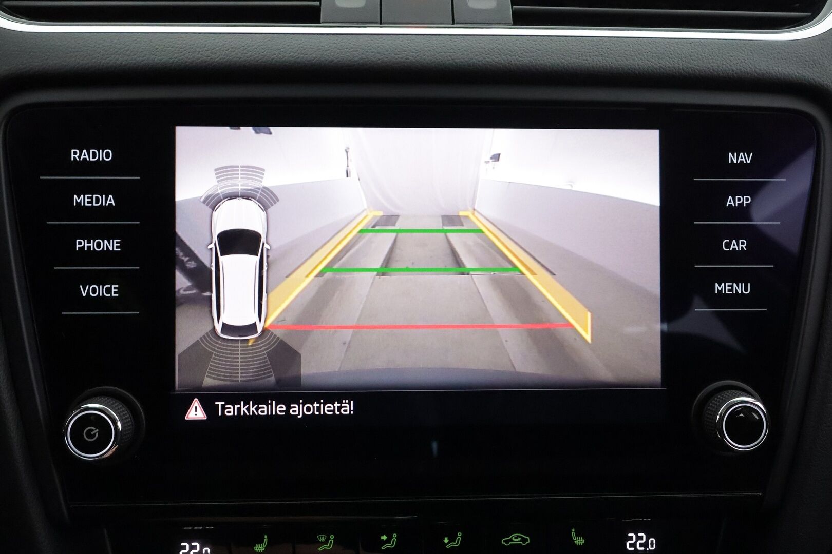 Skoda Octavia 2020 Combi 2,0 TDI 150 Style BusinessLine DSG Autom. - | ACC | Webasto | LED | P.kamera | Keyless | Lane Assist | BSM | Navi | Lämm. ratti | Lämm. tuulilasi | Sähk. takaluukku | Apple & Android | 2x renkaat aluin |