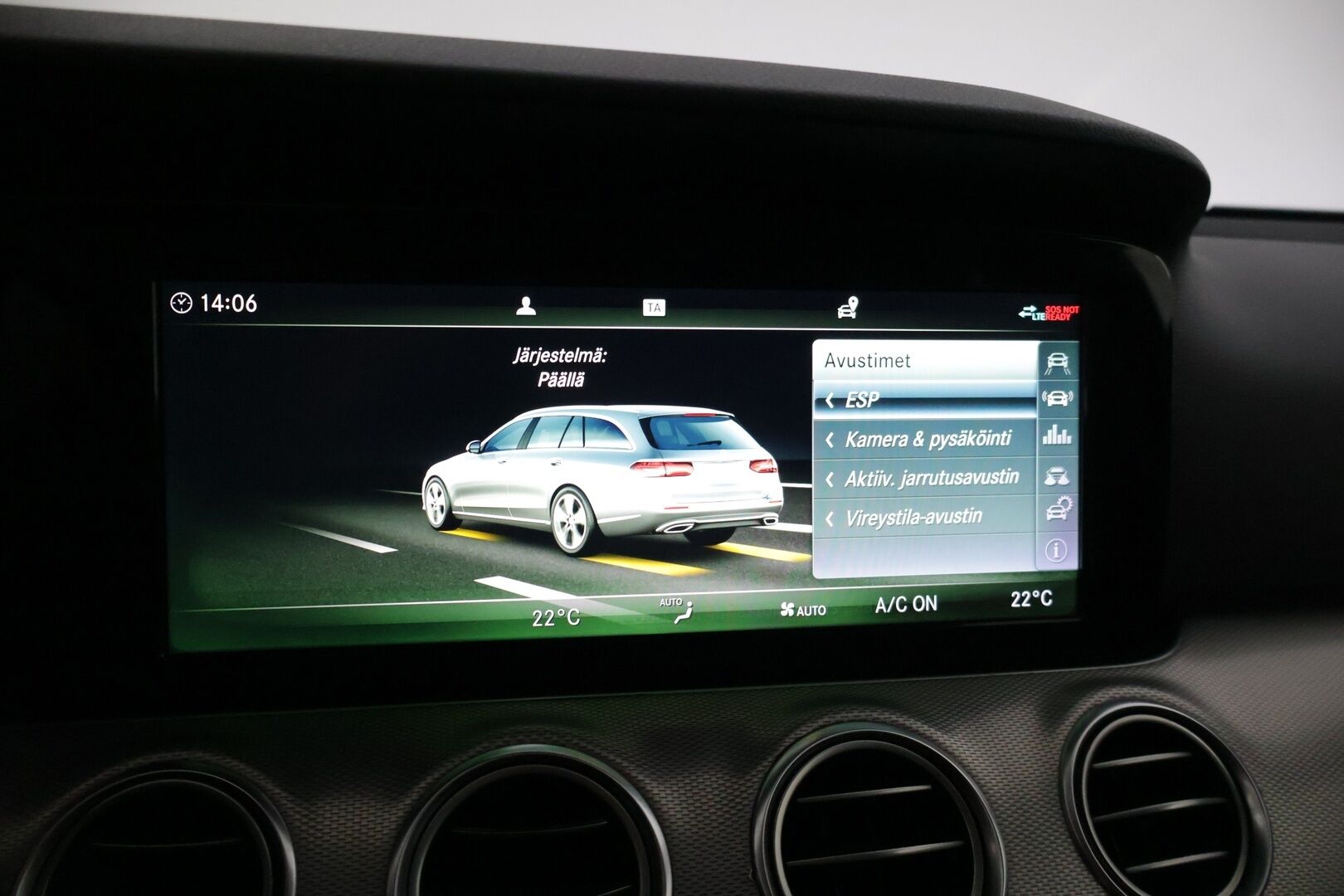 Mercedes-Benz E 2018 220 d T A Premium Business * Multibeam-LED / P-Kamera / Vetokoukku / Sporttinahat / Comand Navi * - * Näyttävä hyvin huollettu yksilö, uusilla talvirenkailla! *