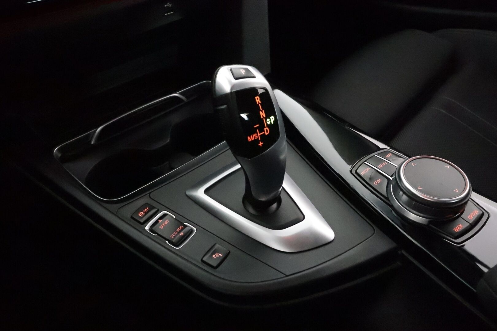 BMW 420 2018 F36 Gran Coupe 420d TwinPower Turbo **Digimittaristo / Prof.navi / Sporttipenkit / Sähköluukku / Facelift**
