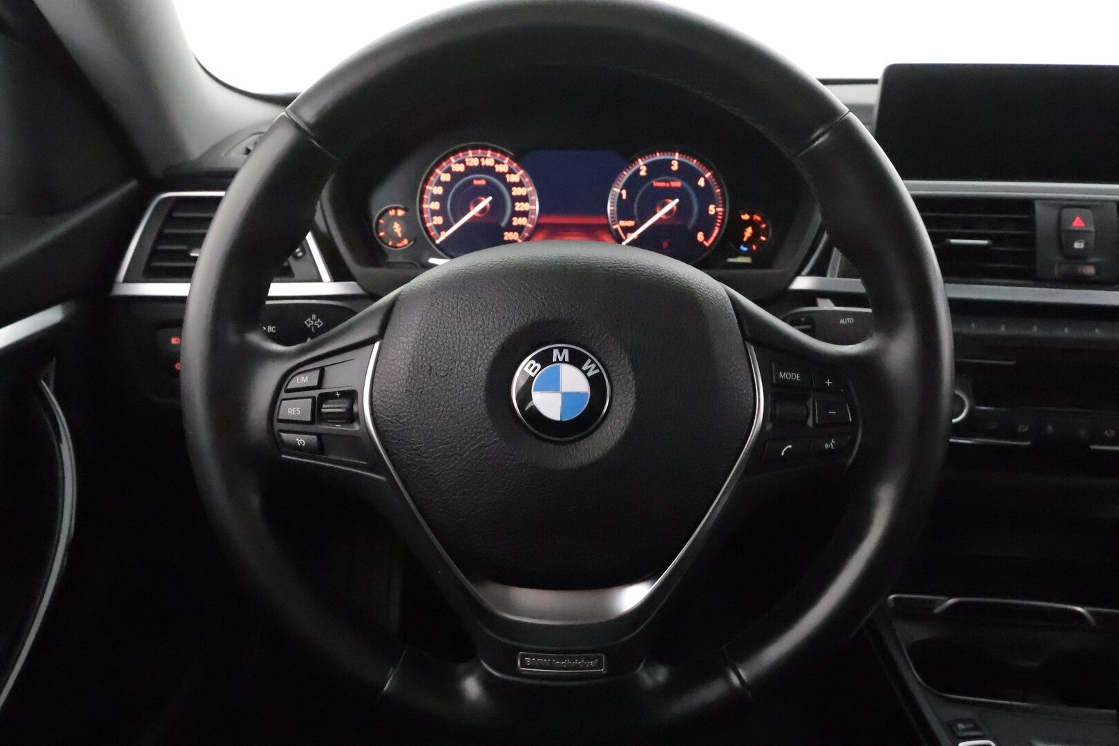 BMW 420 2018 F36 Gran Coupe 420d TwinPower Turbo **Digimittaristo / Prof.navi / Sporttipenkit / Sähköluukku / Facelift**
