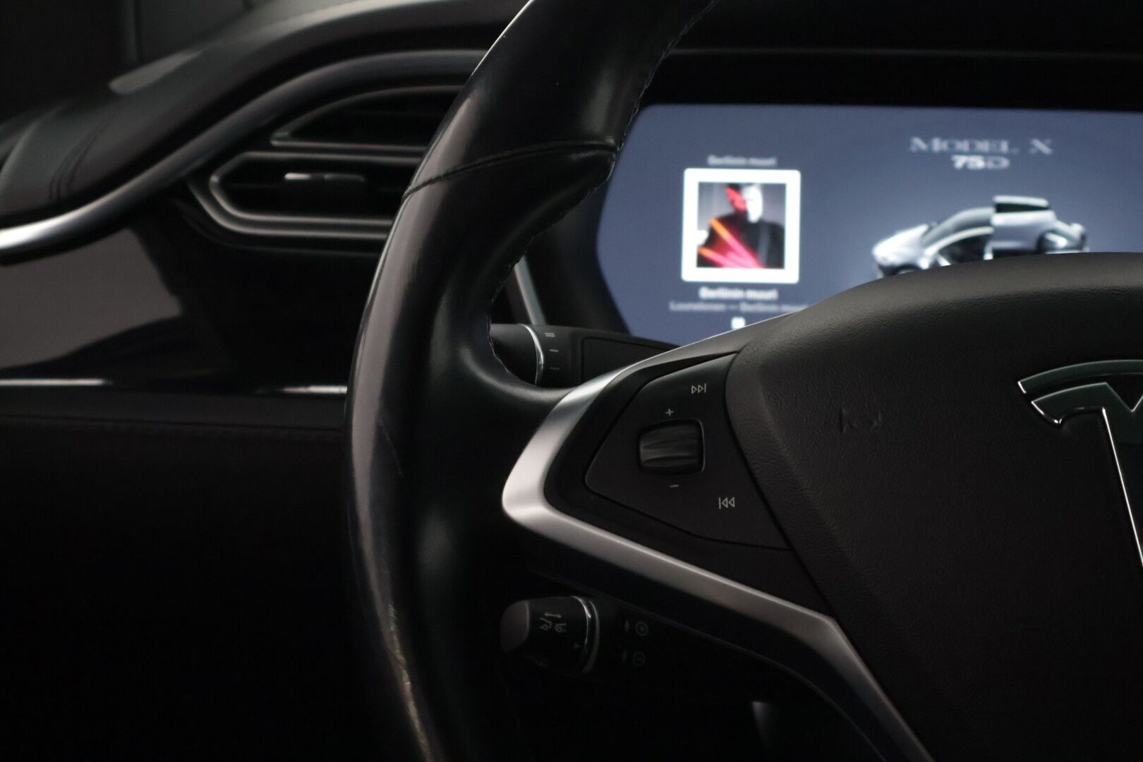 Tesla Model X 2017 75 D * ILMASET SUPERIT / FSD * - * FSD / Ilmaiset superit / CCS / 2x Vanteet *