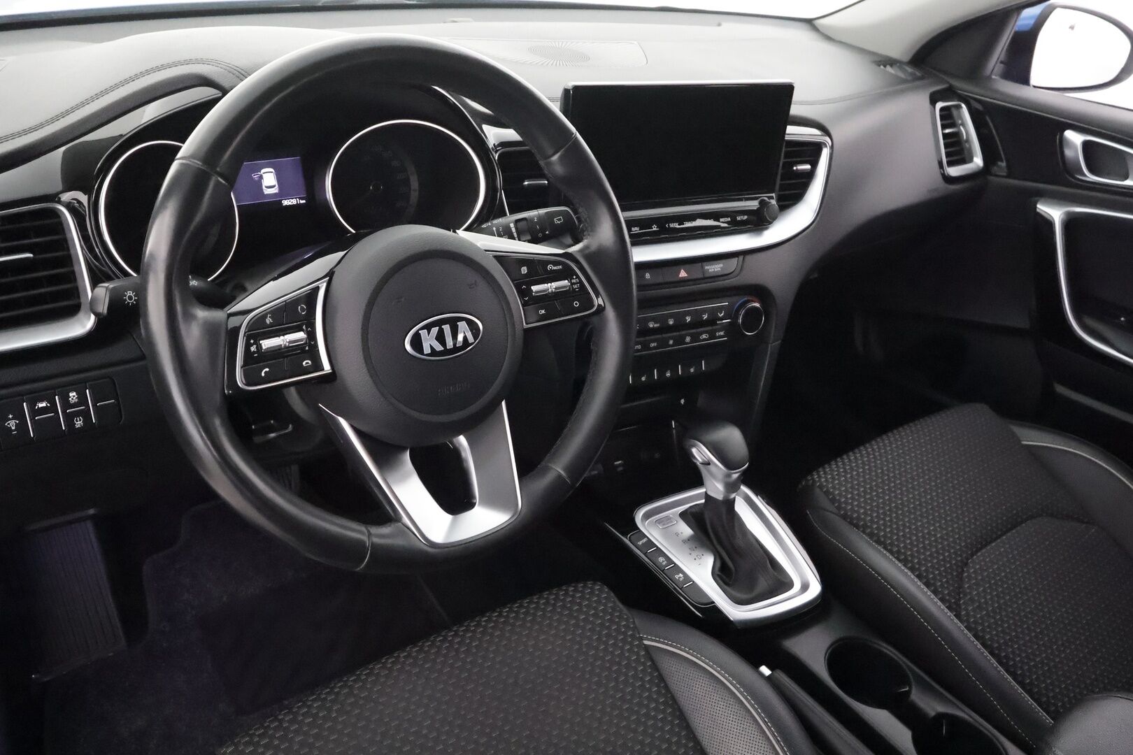 Kia Ceed 2020 1,4 T-GDI ISG 140hv EX SW DCT A/T - | Vakkari | Lohko | P.Kamera | LED | Puolinahat | Navi | Apple&Android | Suomi-auto | Kahdet Renkaat |