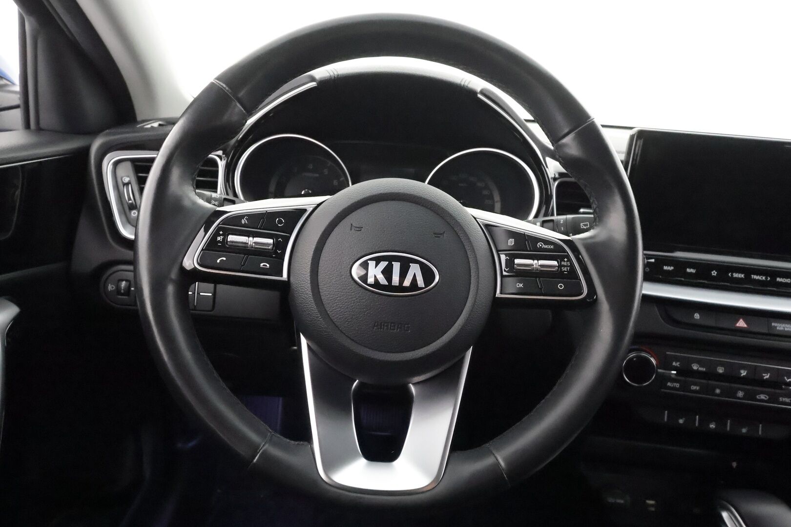 Kia Ceed 2020 1,4 T-GDI ISG 140hv EX SW DCT A/T - | Vakkari | Lohko | P.Kamera | LED | Puolinahat | Navi | Apple&Android | Suomi-auto | Kahdet Renkaat |