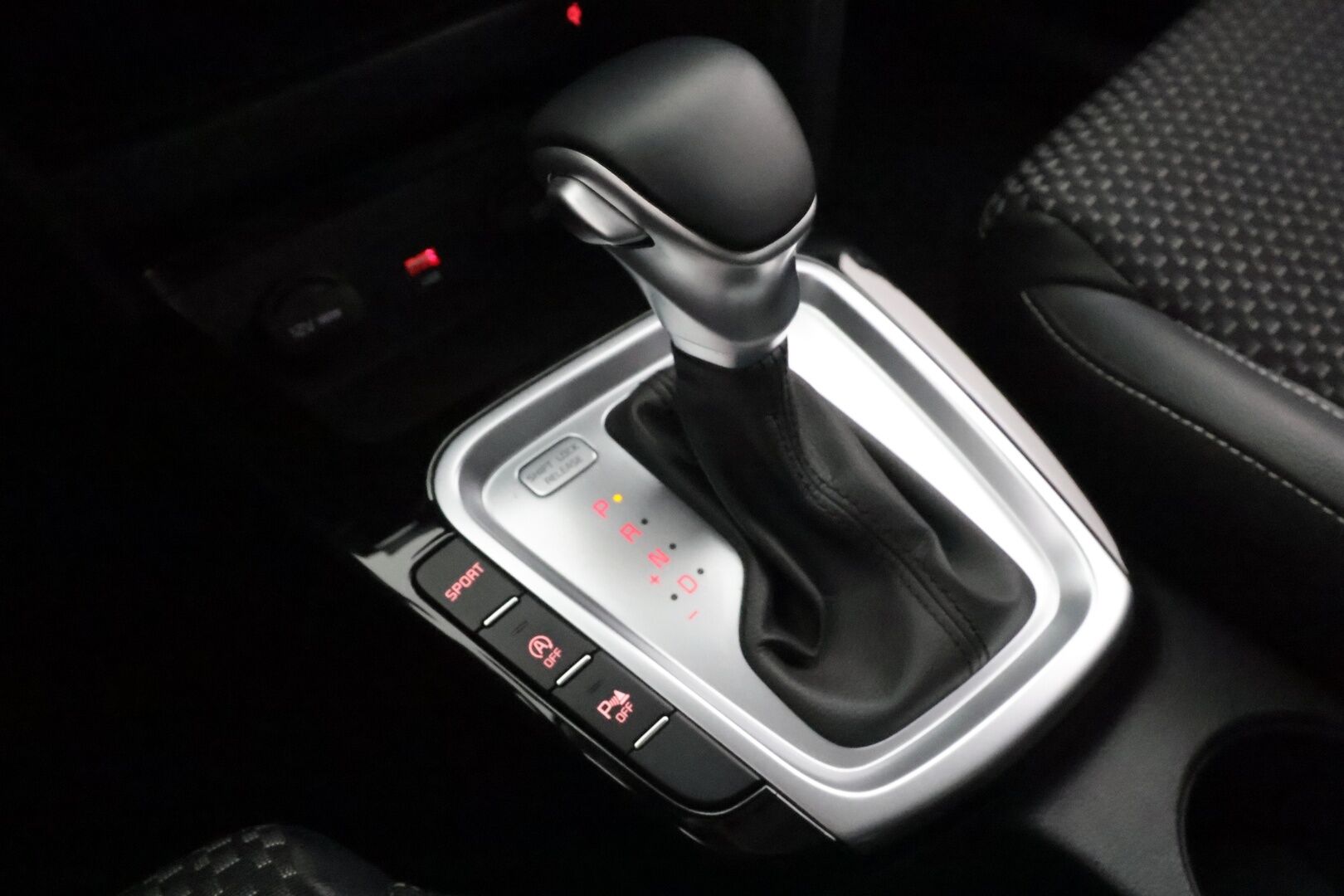 Kia Ceed 2020 1,4 T-GDI ISG 140hv EX SW DCT A/T - | Vakkari | Lohko | P.Kamera | LED | Puolinahat | Navi | Apple&Android | Suomi-auto | Kahdet Renkaat |
