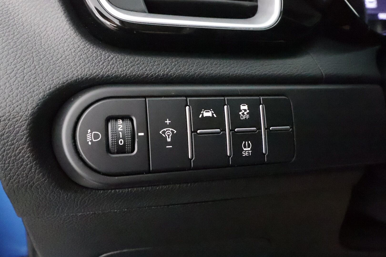 Kia Ceed 2020 1,4 T-GDI ISG 140hv EX SW DCT A/T - | Vakkari | Lohko | P.Kamera | LED | Puolinahat | Navi | Apple&Android | Suomi-auto | Kahdet Renkaat |