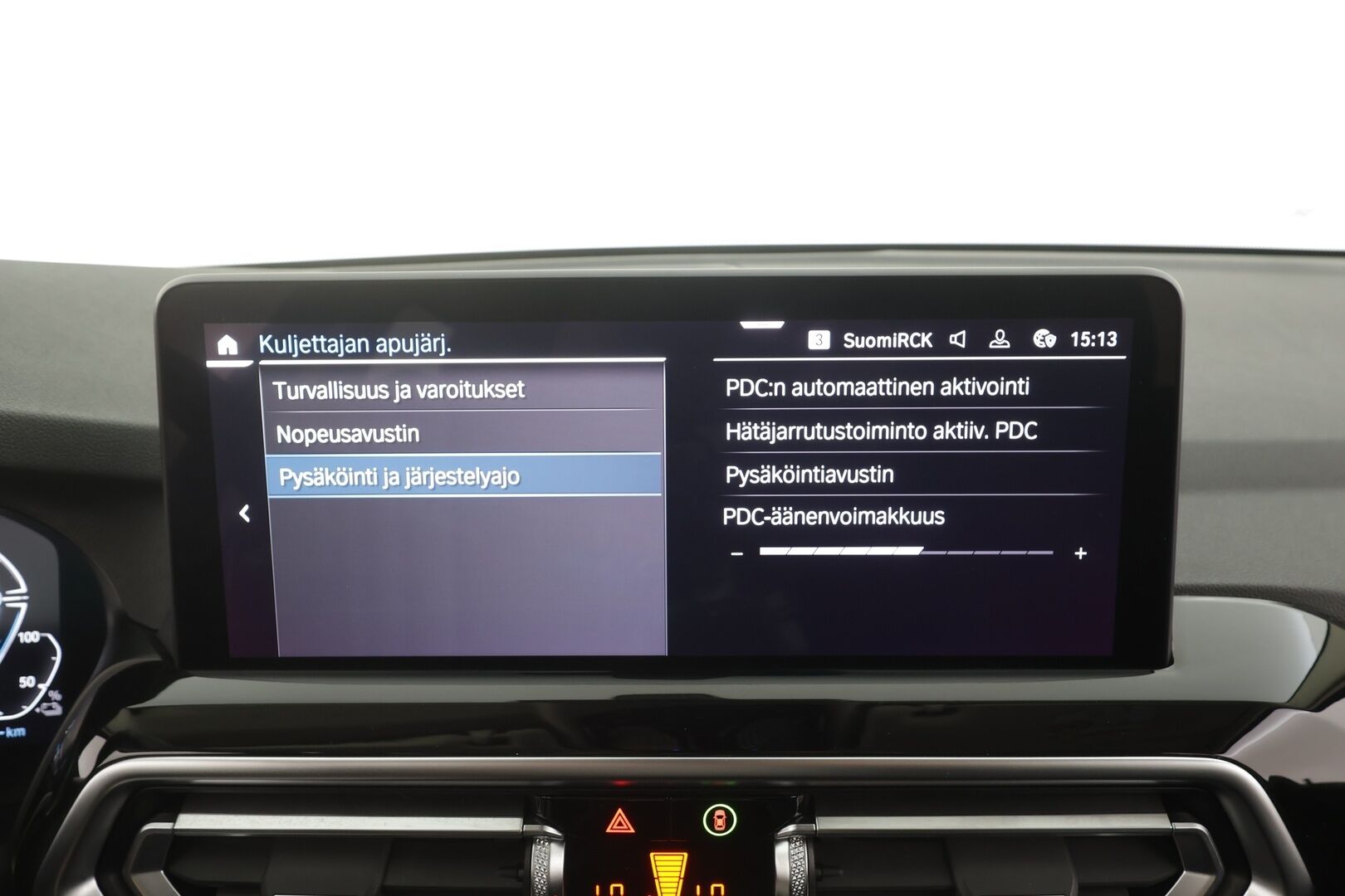 BMW X3 2023 G01 xDrive 30e A Charged Edition - | ACC | Lisälämmitin | Koukku | Hifit | LED | Sporttinahat | P.Kamera | Comfort access | Apple&Android | 1.Om Suomi-auto | Kahdet Renkaat | Merkkihuollettu |