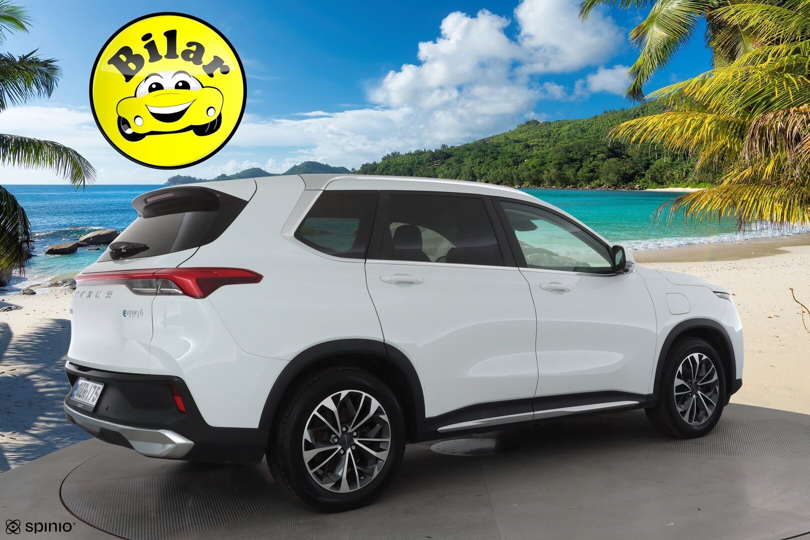 Maxus Euniq 6 2023 Grand Suv Summer Edition - | ACC | Panorama | Sähkönahat | 360° | Kaistavahti | BSM | Ambient | Keyless | LED | Digimittaristo | Suomiauto | 2x renkaat aluin | 