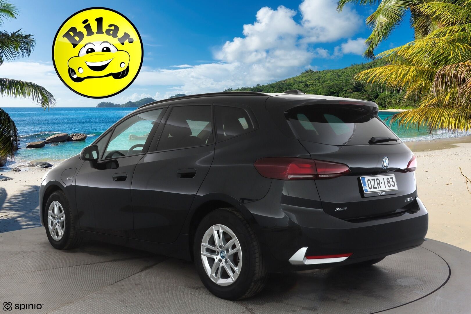 BMW 225 2023 U06 Active Tourer 225e xDrive Charged Edition - | Vakkari | Lisälämmitin | Koukku | Widescreen | Hierovat nahat | P.Kamera | LED | H/K | Apple&Android | 1.Om Suomi-auto | Kahdet Renkaat | Merkkihuollettu |