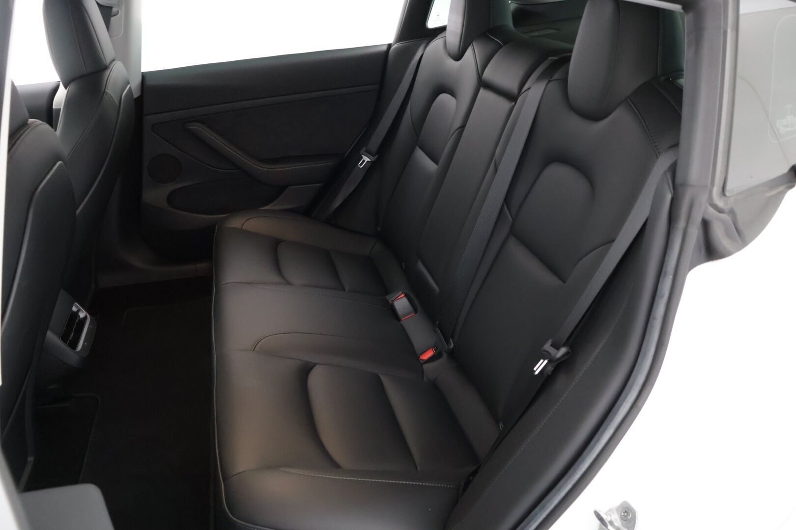 Tesla Model 3 2021 Long Range - *Tehdastakuu / ILP / Autopilot / Premium sound / Lasikatto*